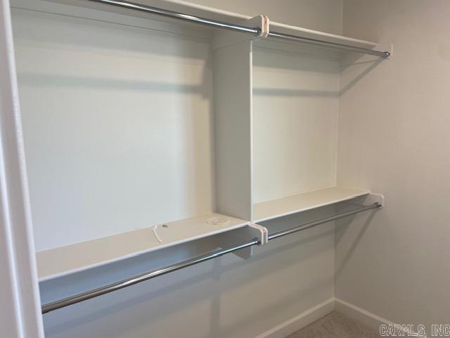 STURBRIDGE - Residential