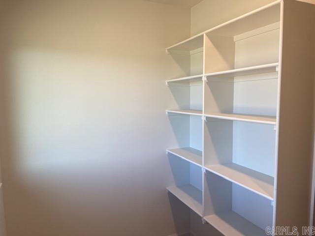 STURBRIDGE - Residential