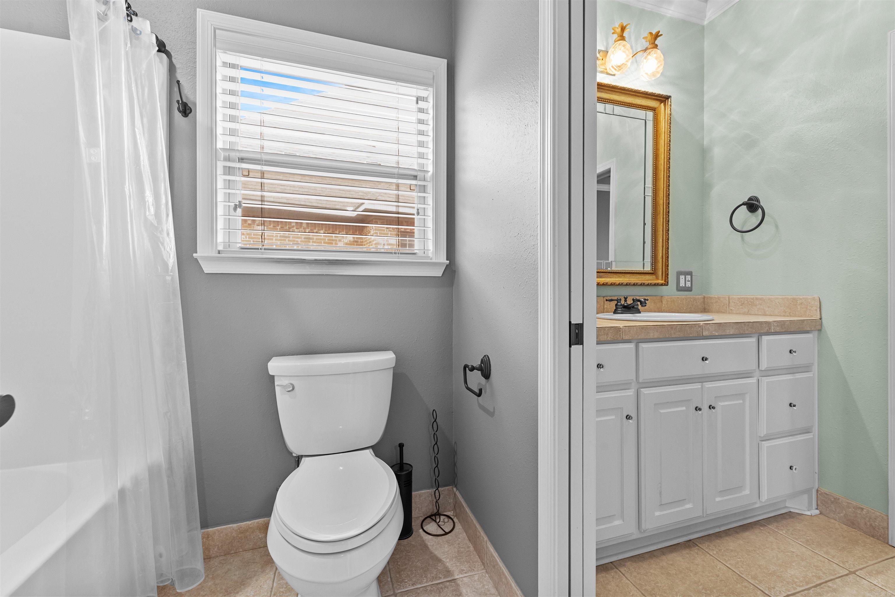 WOODLANDS EDGE - Residential