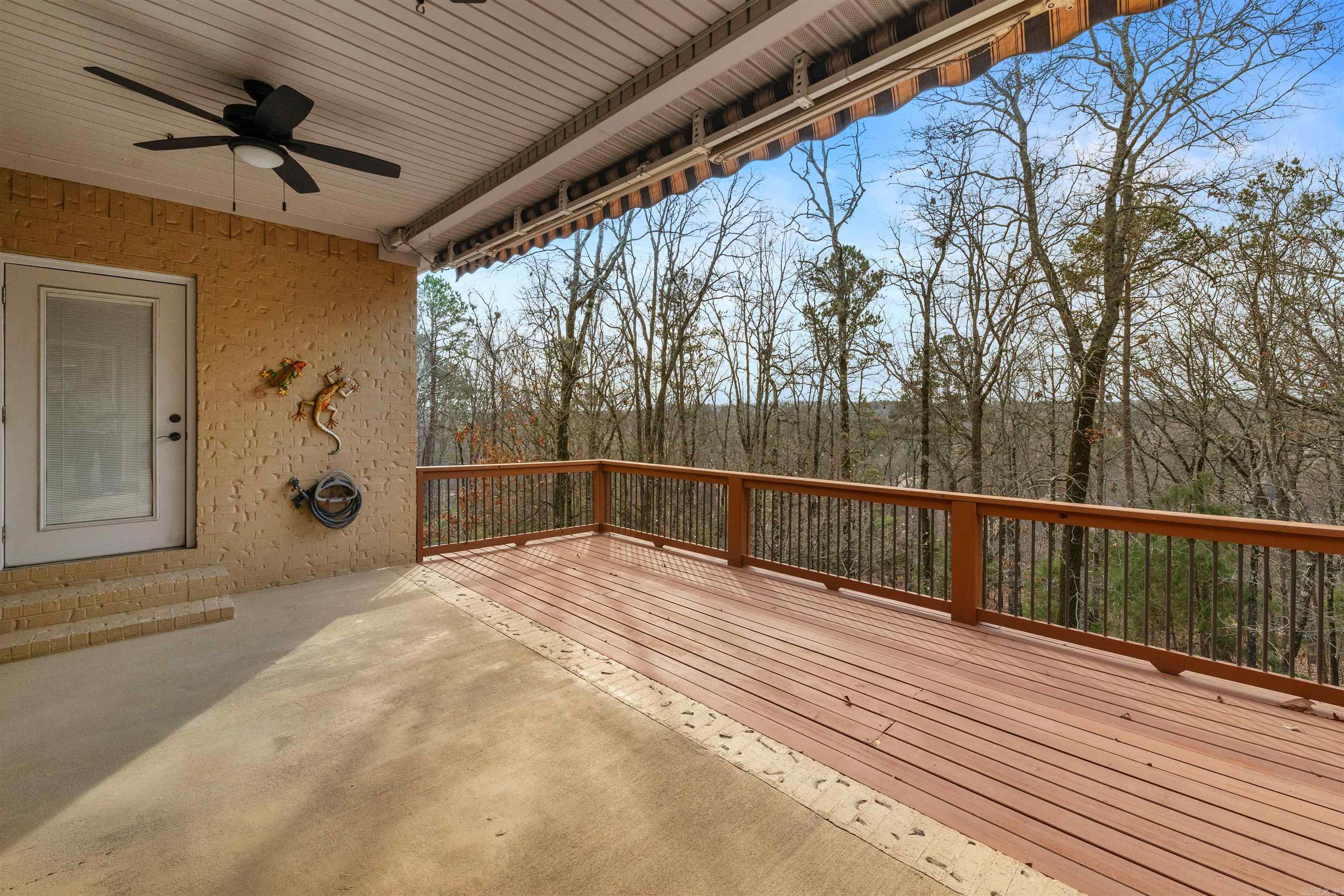 WOODLANDS EDGE - Residential