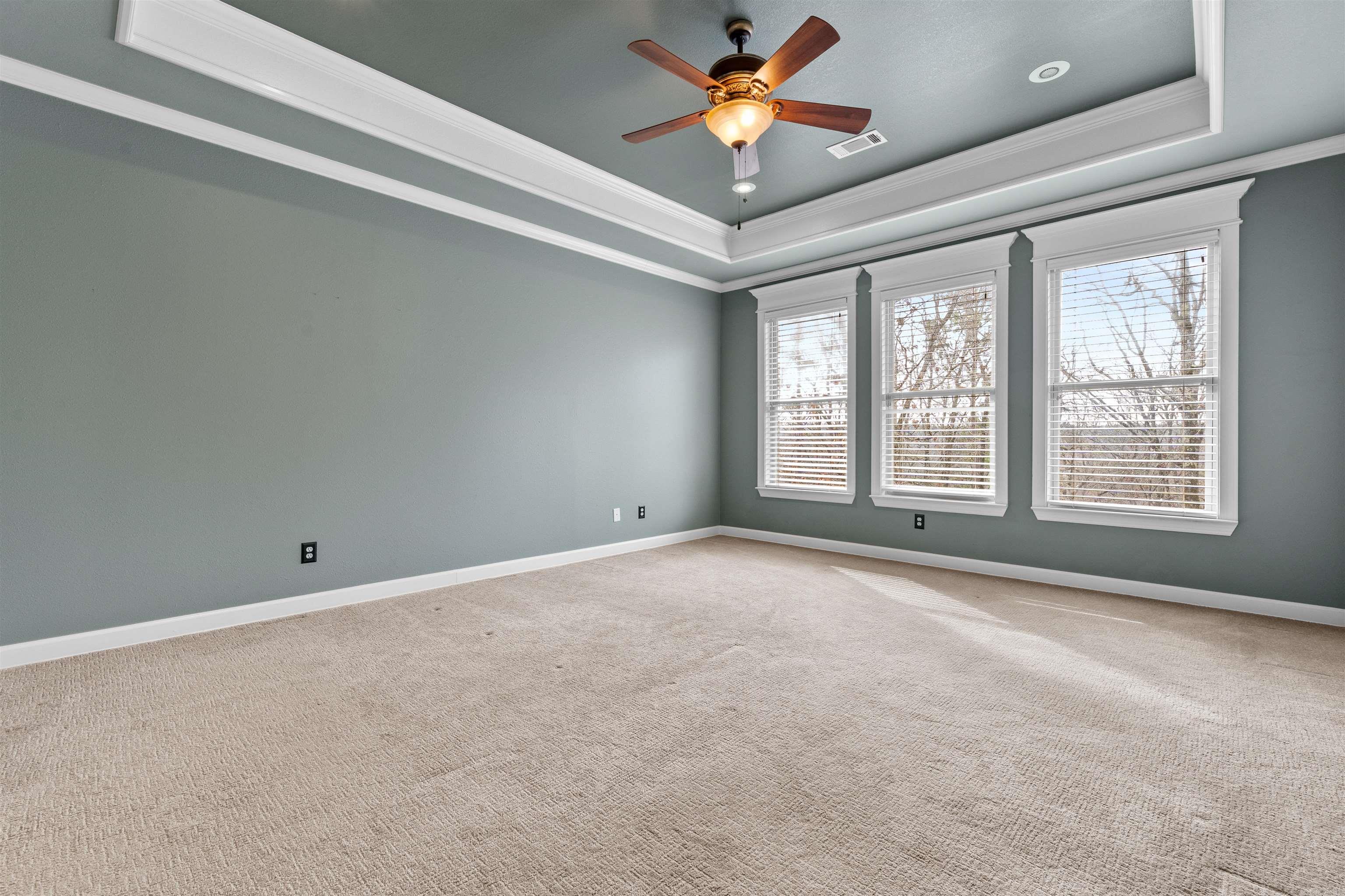 WOODLANDS EDGE - Residential