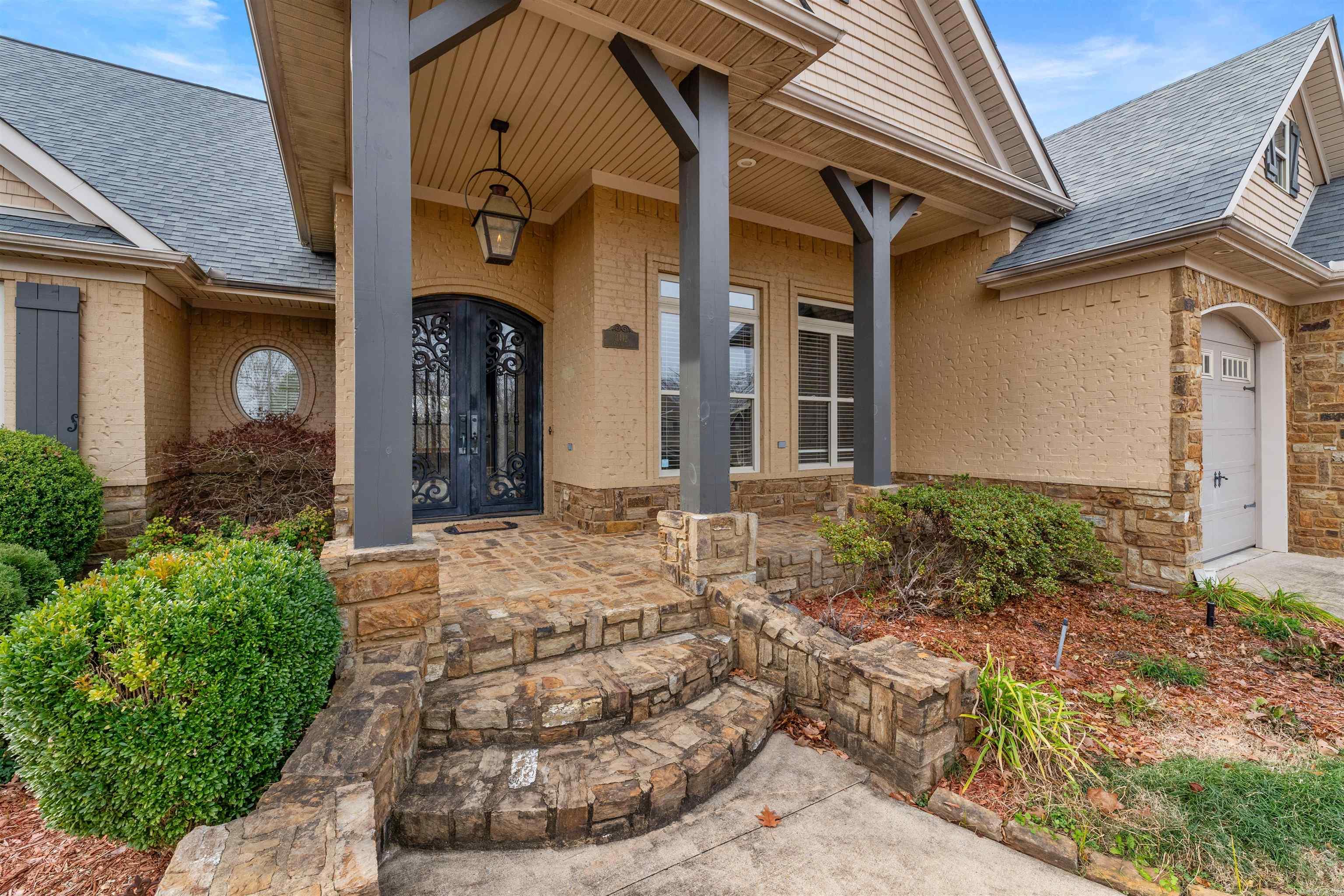 WOODLANDS EDGE - Residential