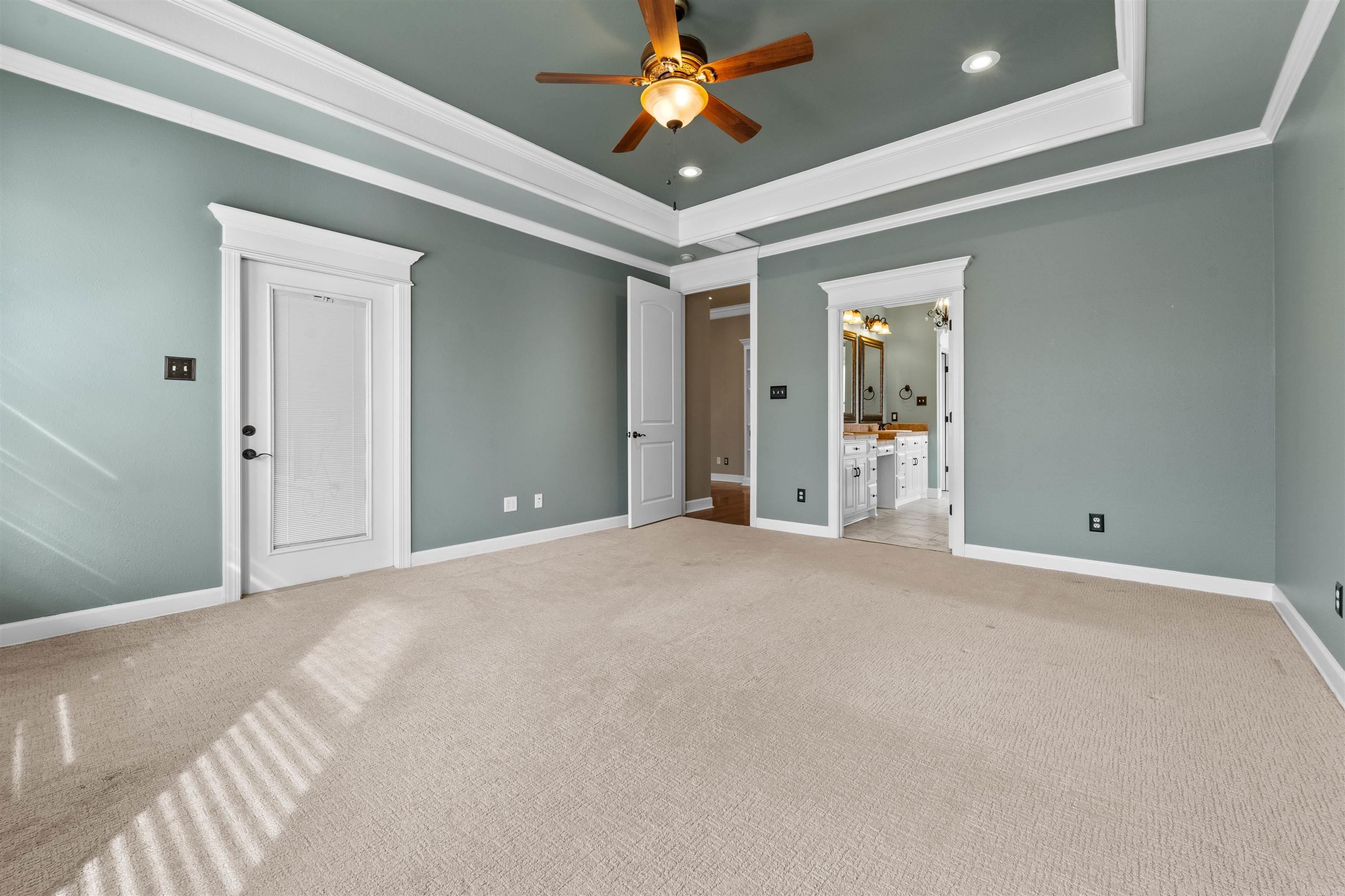 WOODLANDS EDGE - Residential