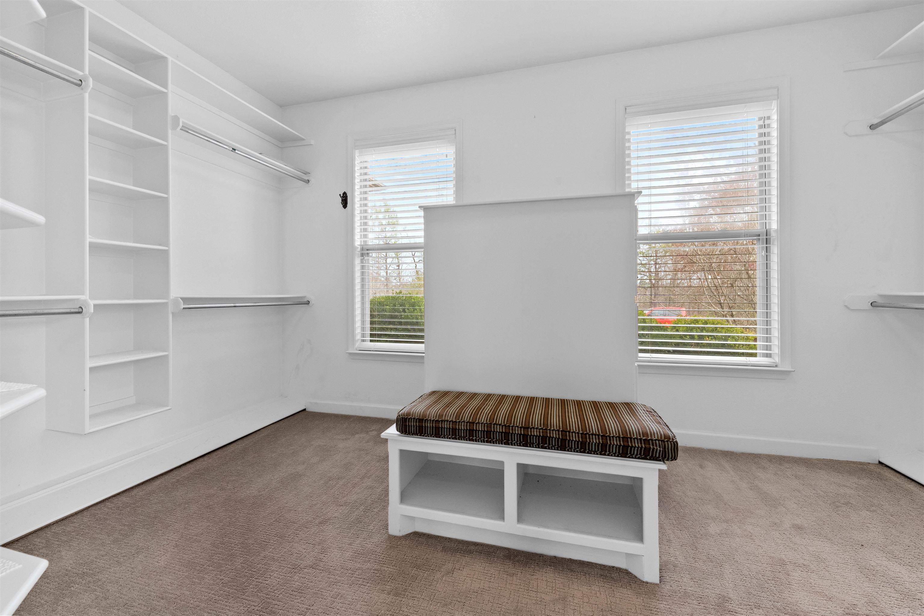 WOODLANDS EDGE - Residential