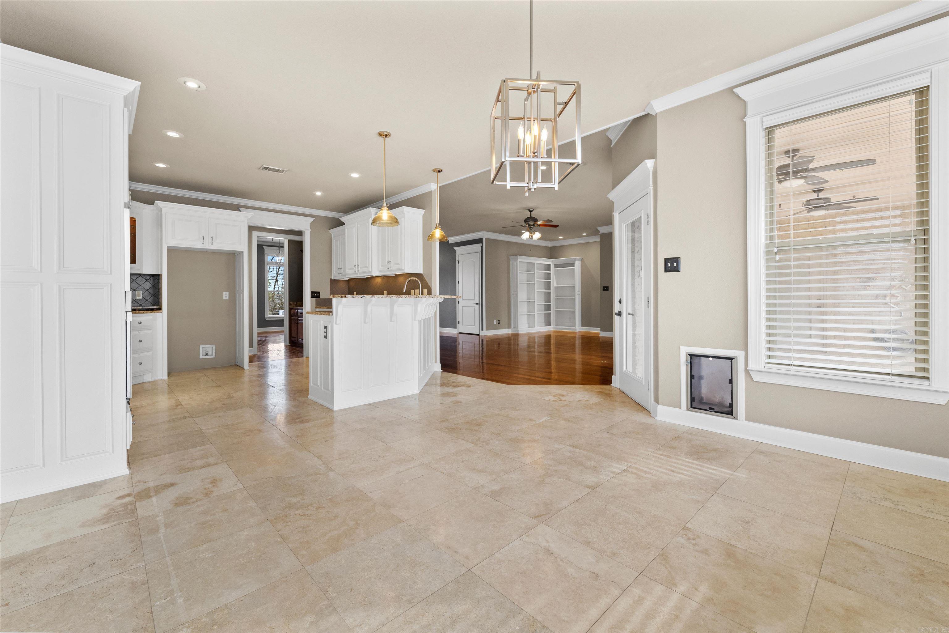 WOODLANDS EDGE - Residential