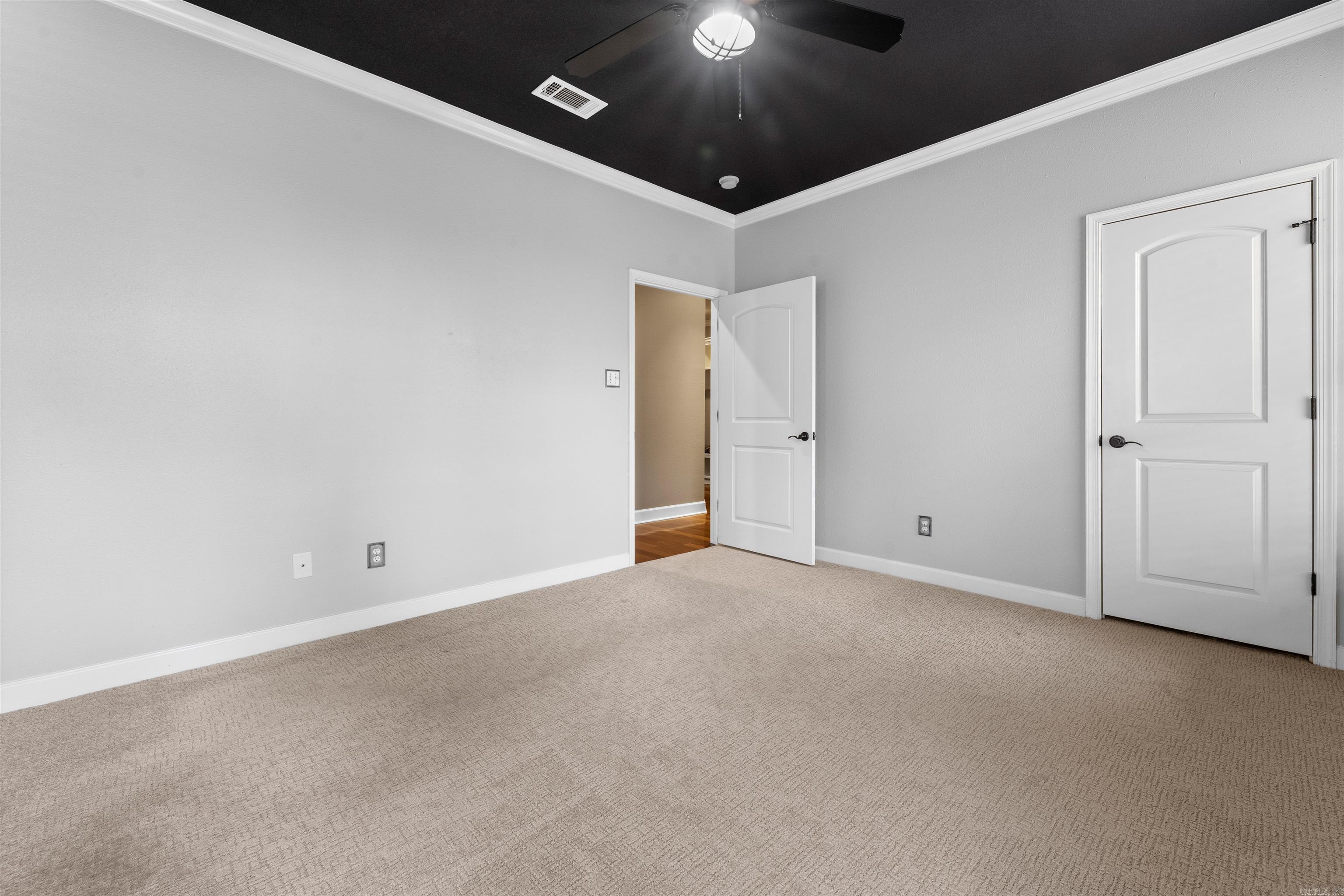 WOODLANDS EDGE - Residential