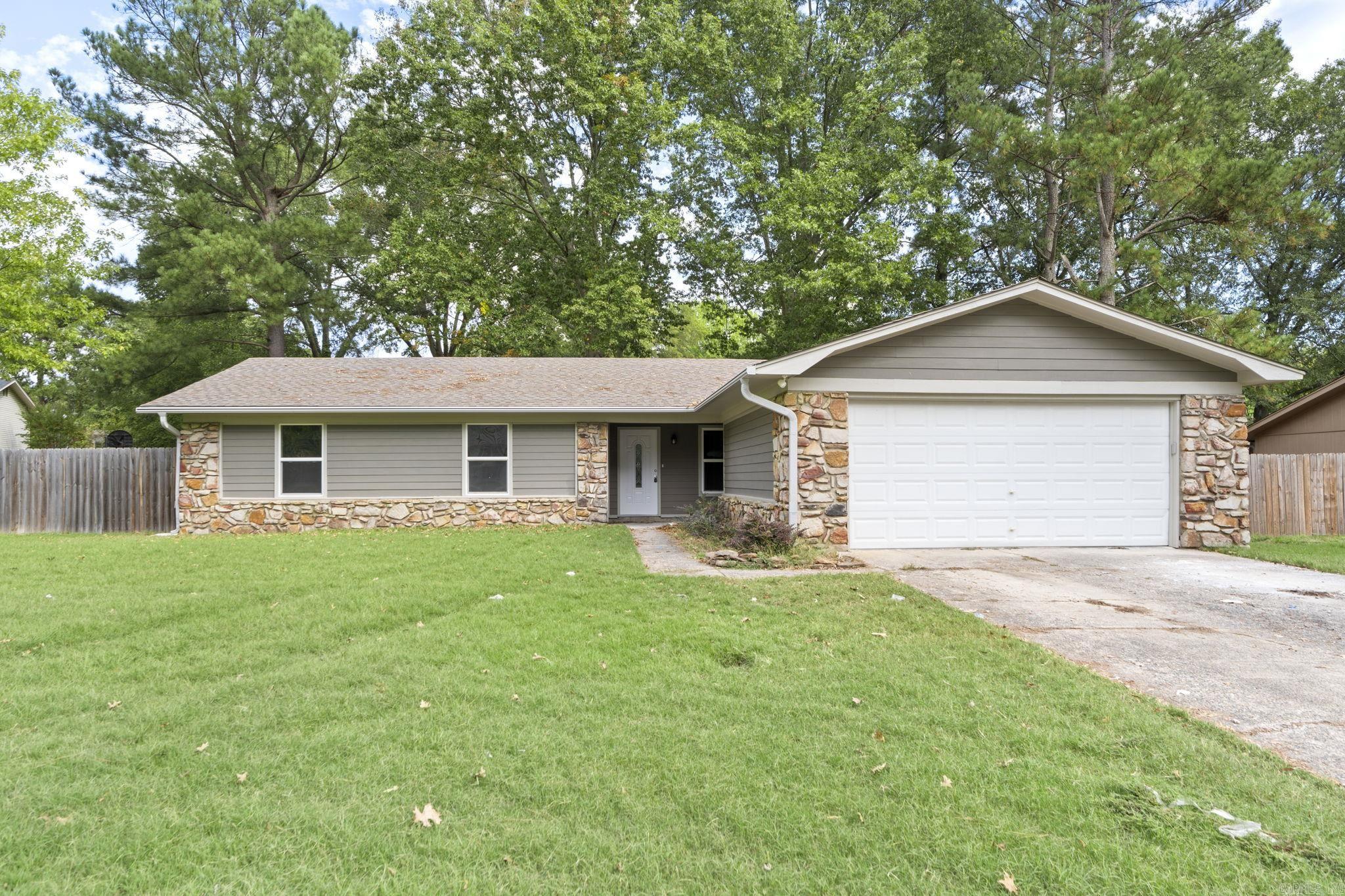 OAK FORREST - Residential