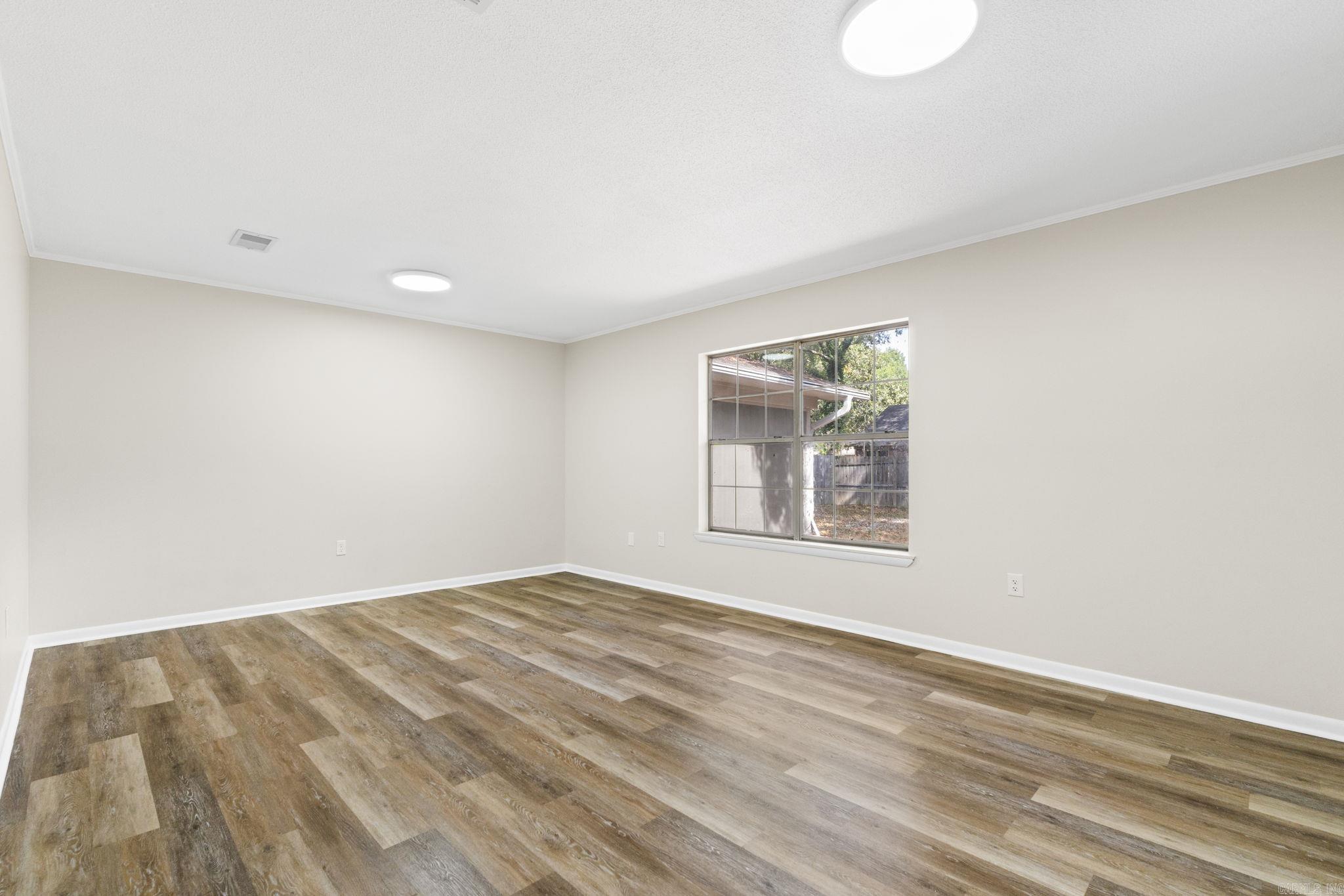 OAK FORREST - Residential