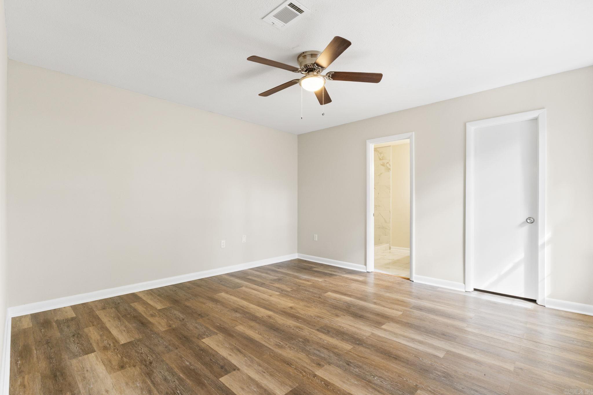 OAK FORREST - Residential