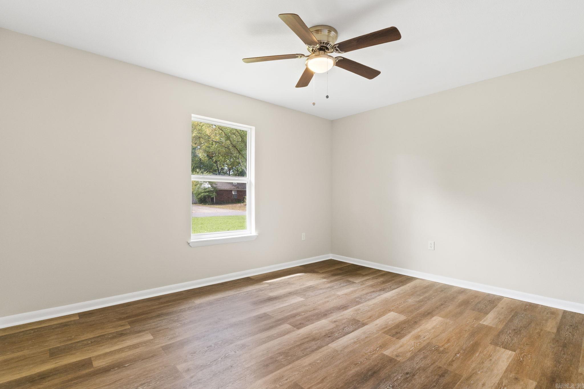 OAK FORREST - Residential