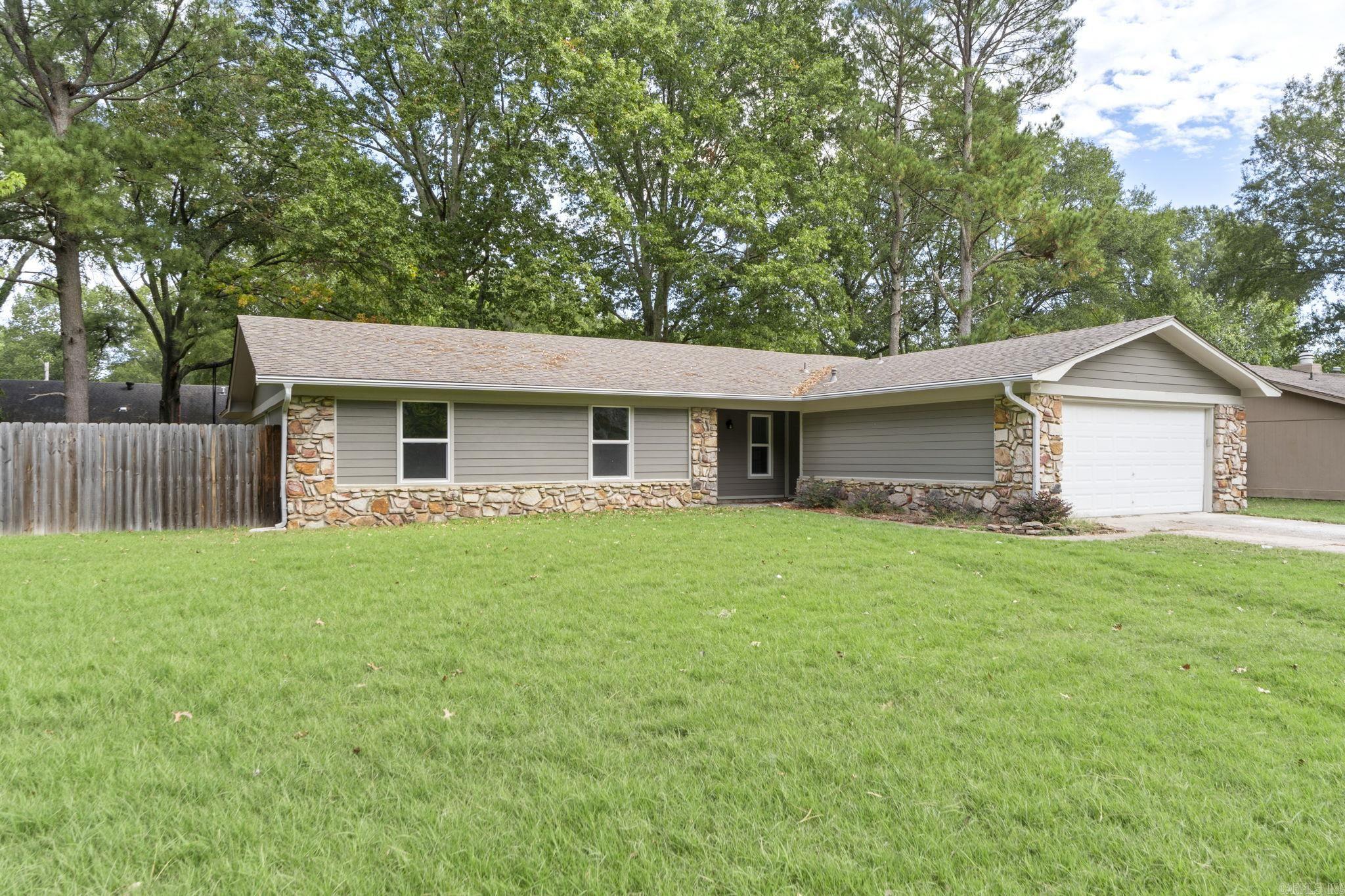 OAK FORREST - Residential