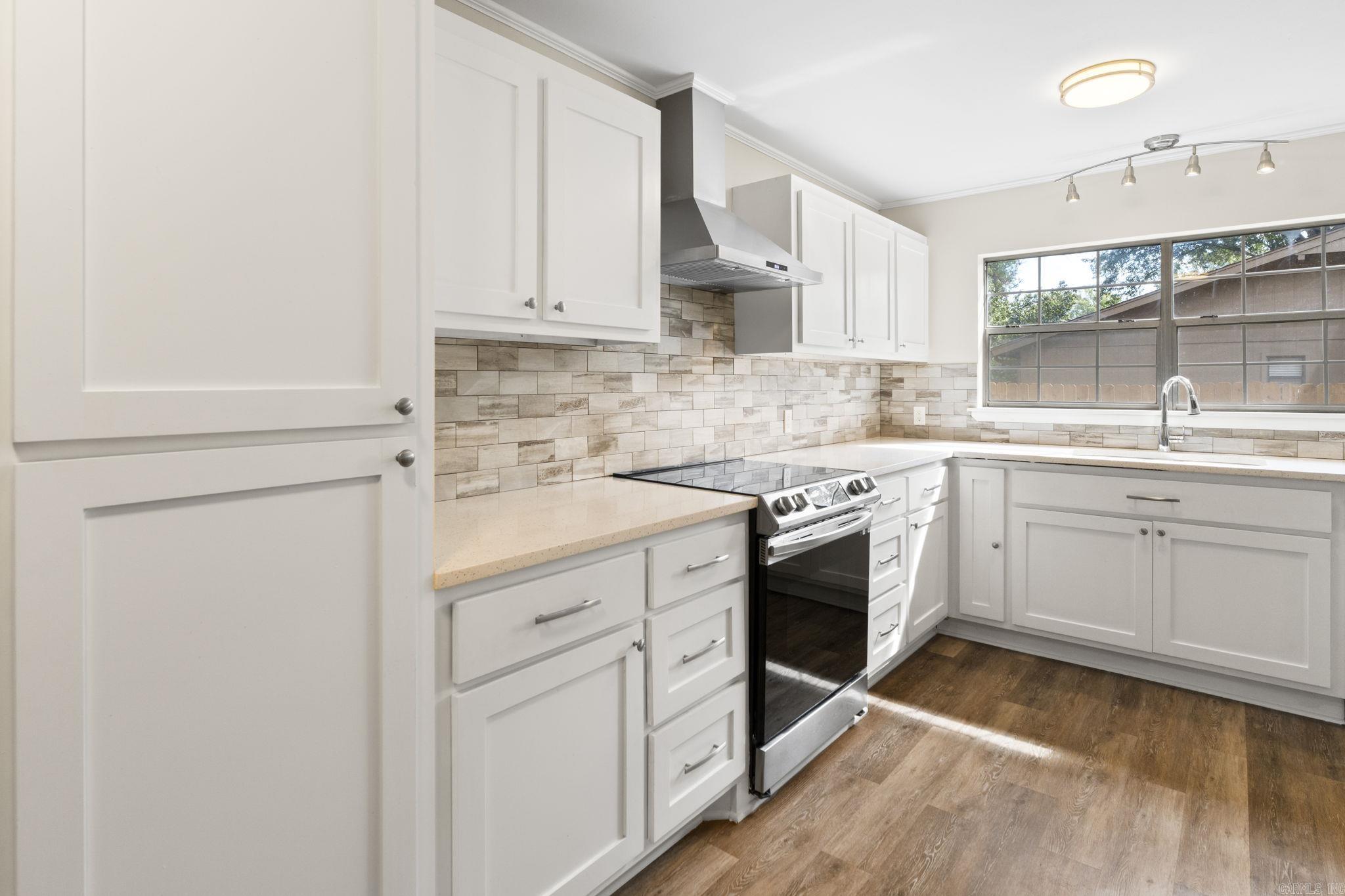 OAK FORREST - Residential