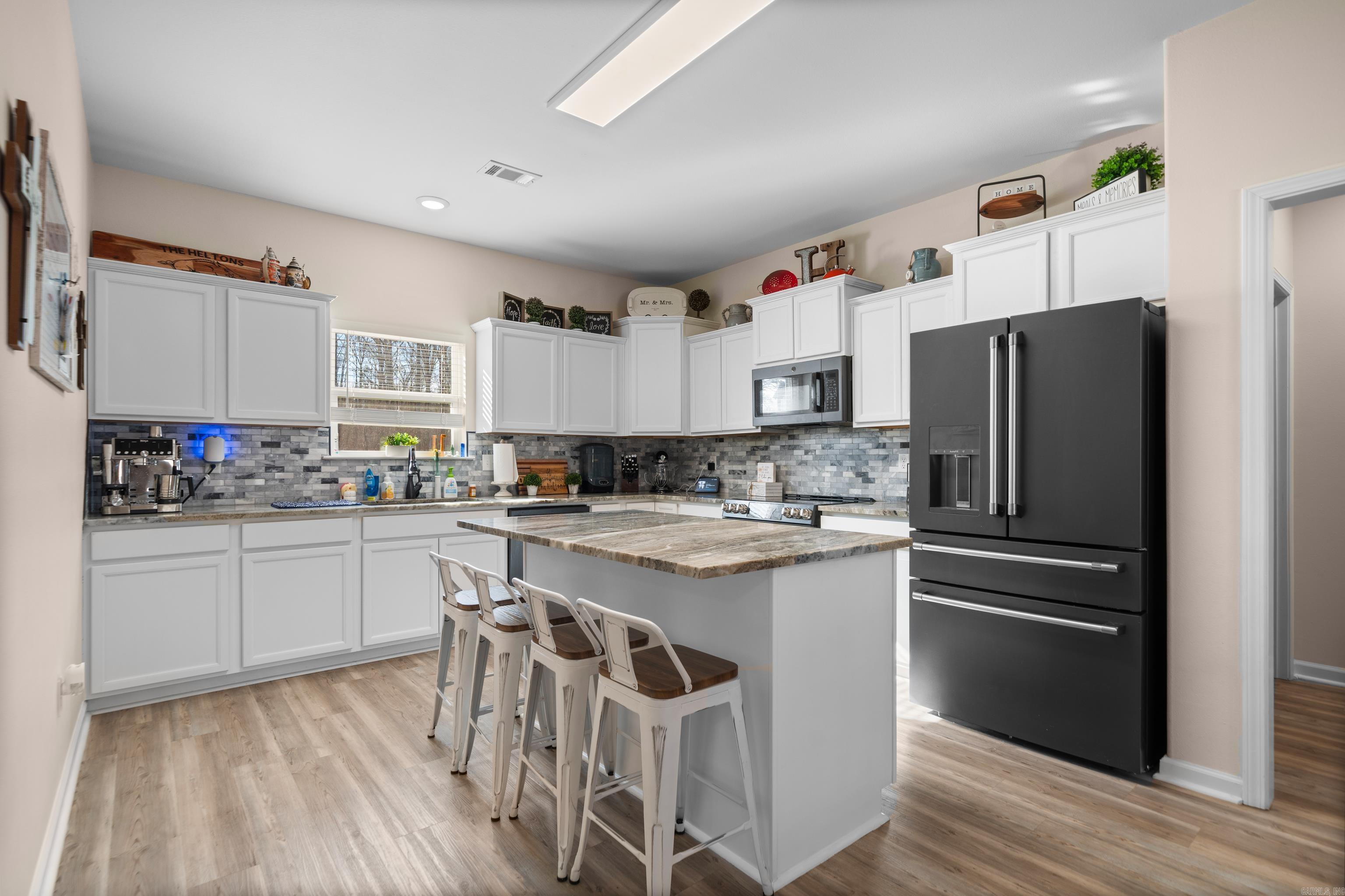 WOODLAWN PARK - Residential