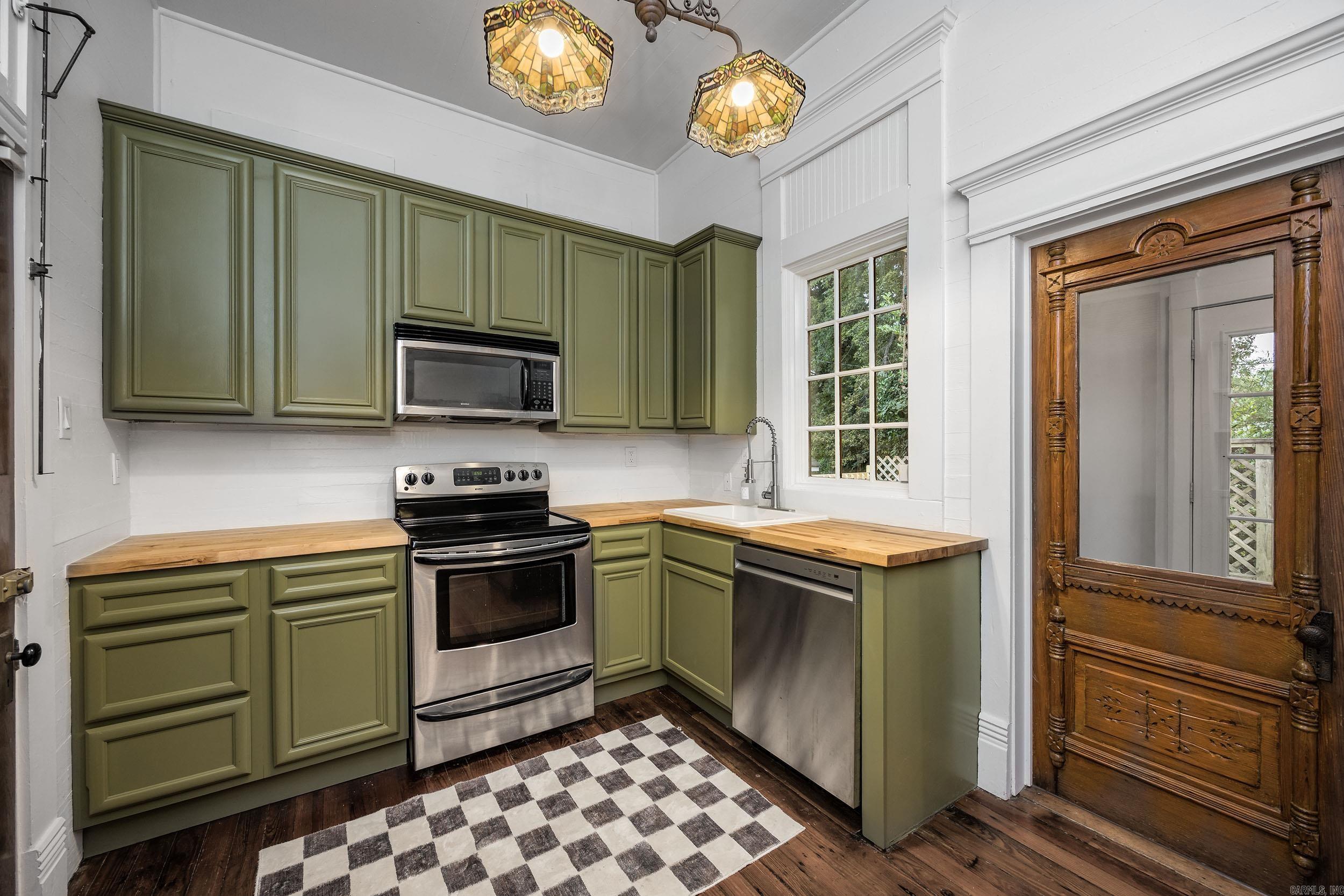 GIBBS E W - Residential