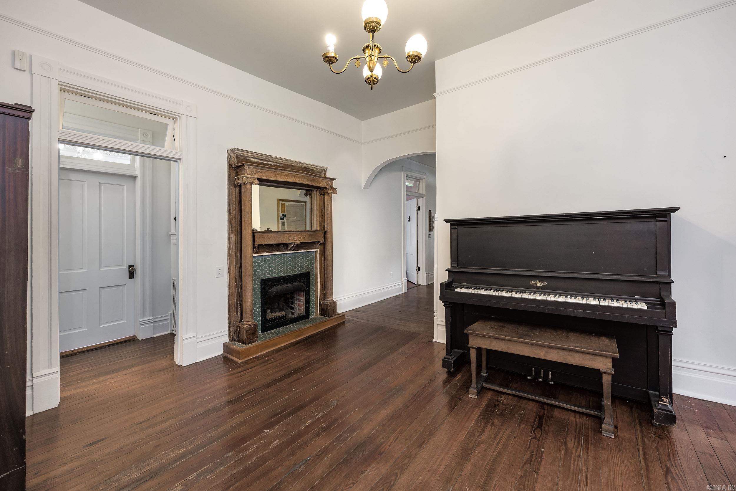 GIBBS E W - Residential