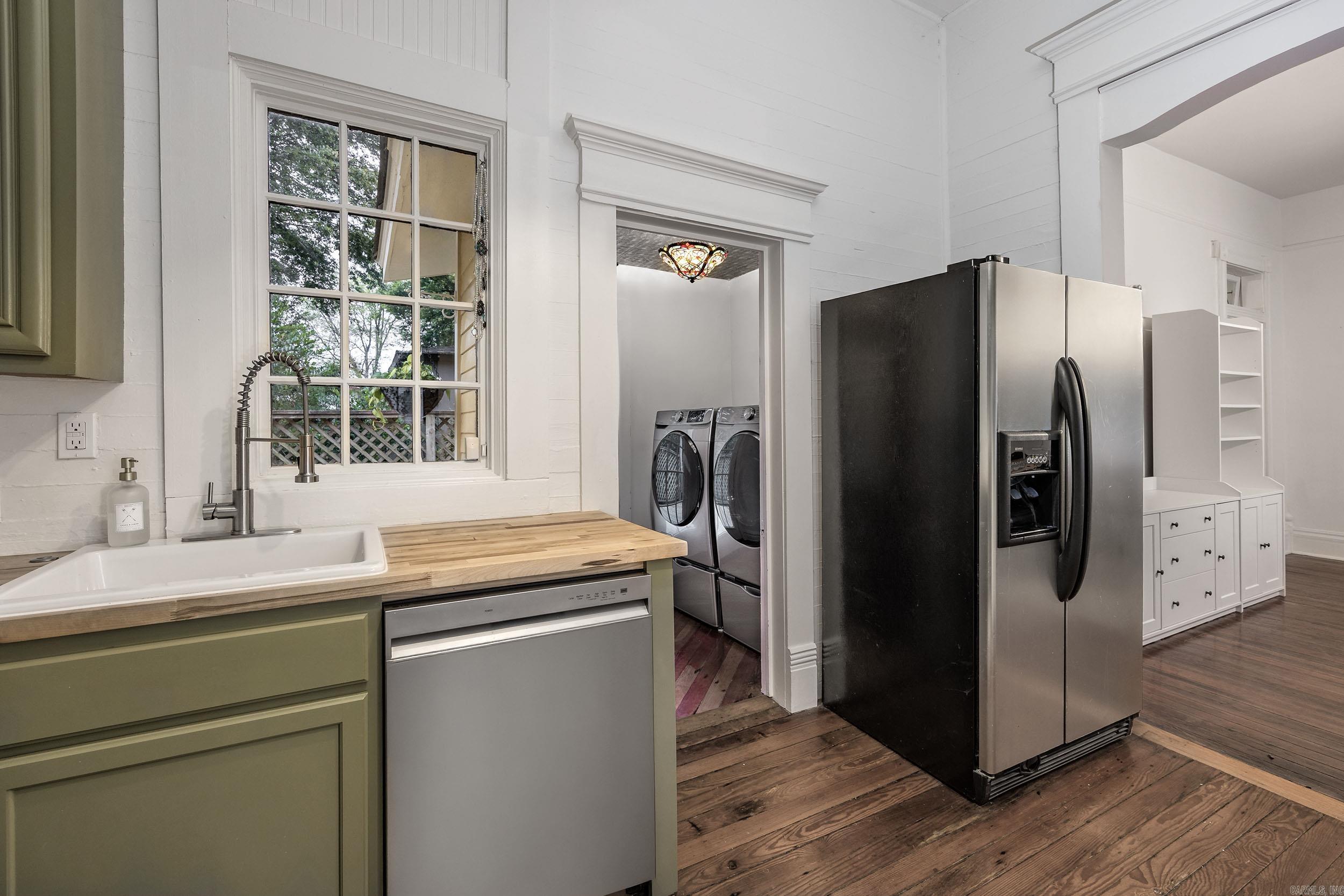 GIBBS E W - Residential