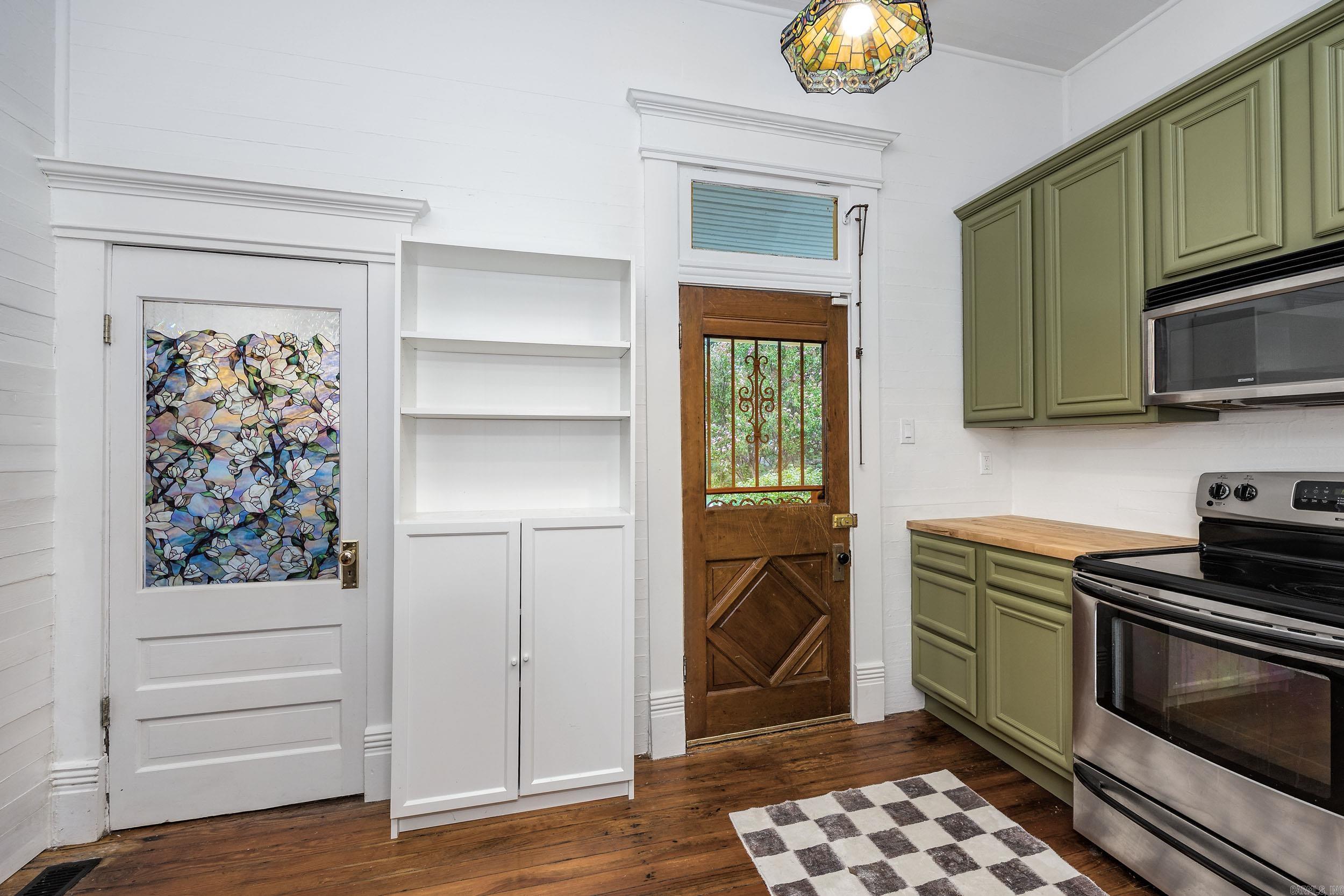 GIBBS E W - Residential