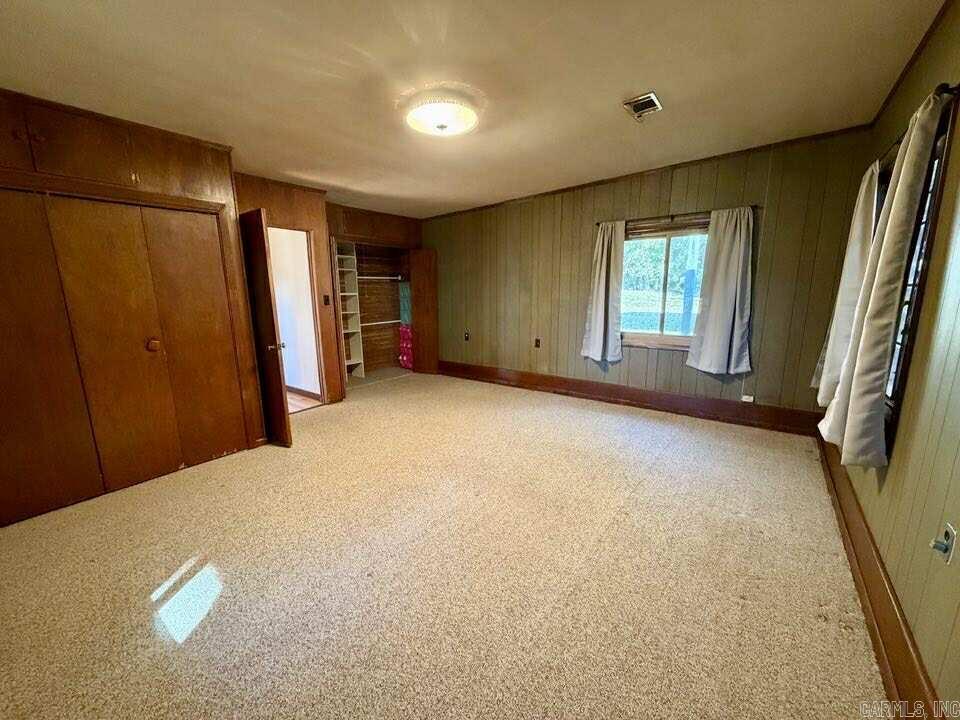 ROBERTS-FLANAGIN - Residential