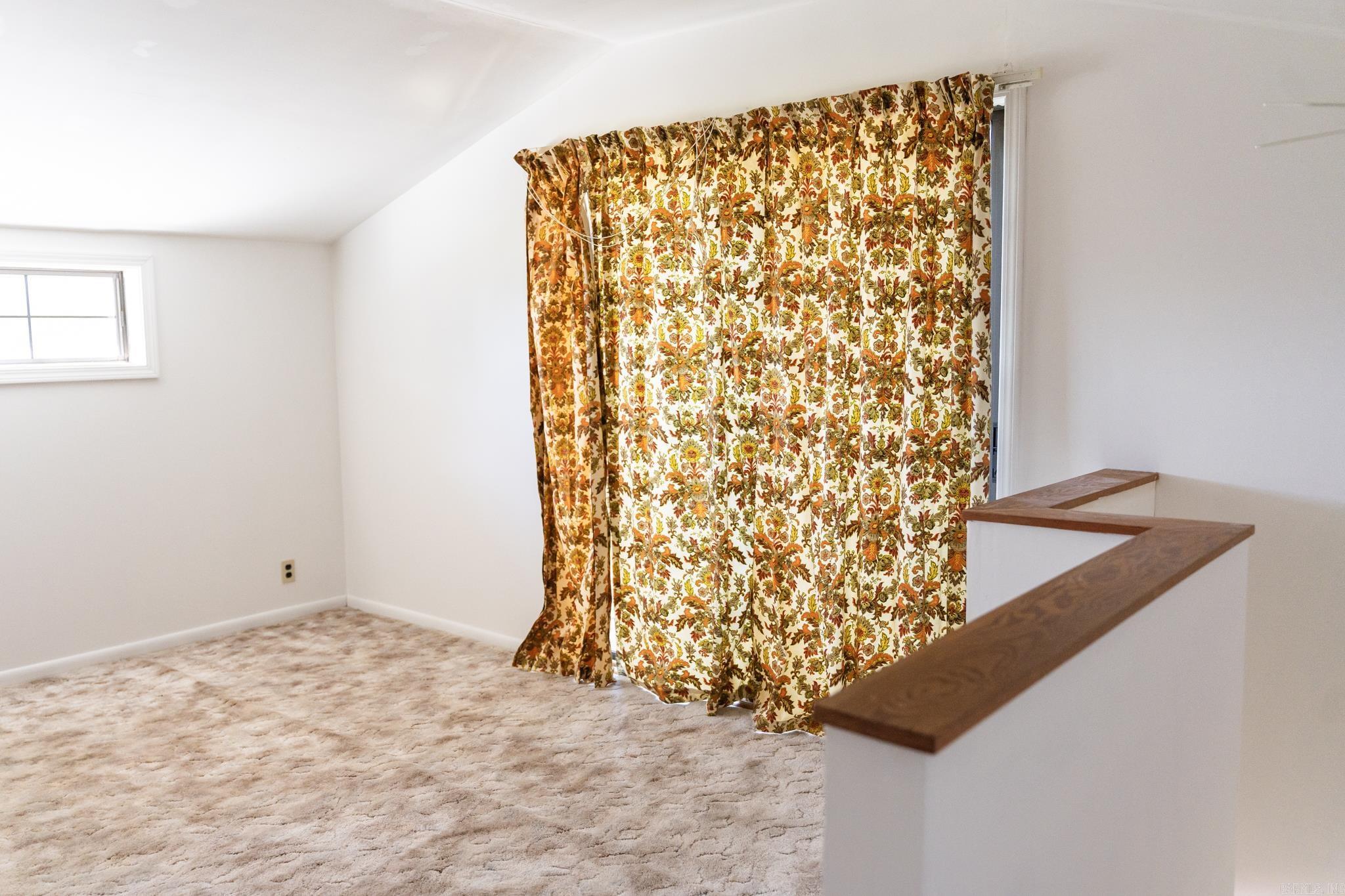 ROBERTS-FLANAGIN - Residential