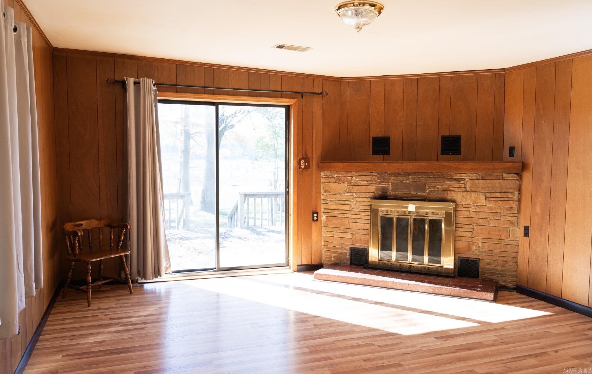 ROBERTS-FLANAGIN - Residential