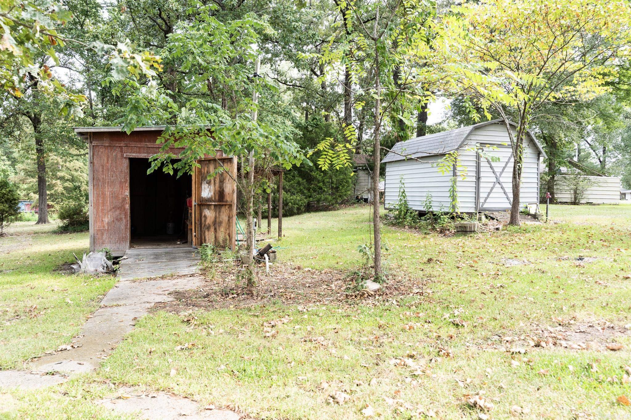 ROBERTS-FLANAGIN - Residential