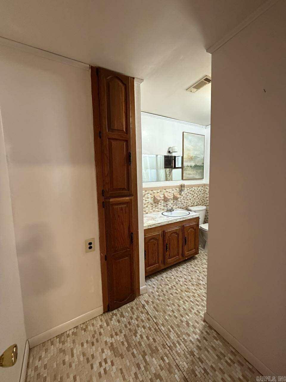 ROBERTS-FLANAGIN - Residential