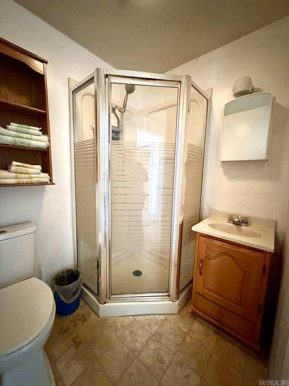 ROBERTS-FLANAGIN - Residential