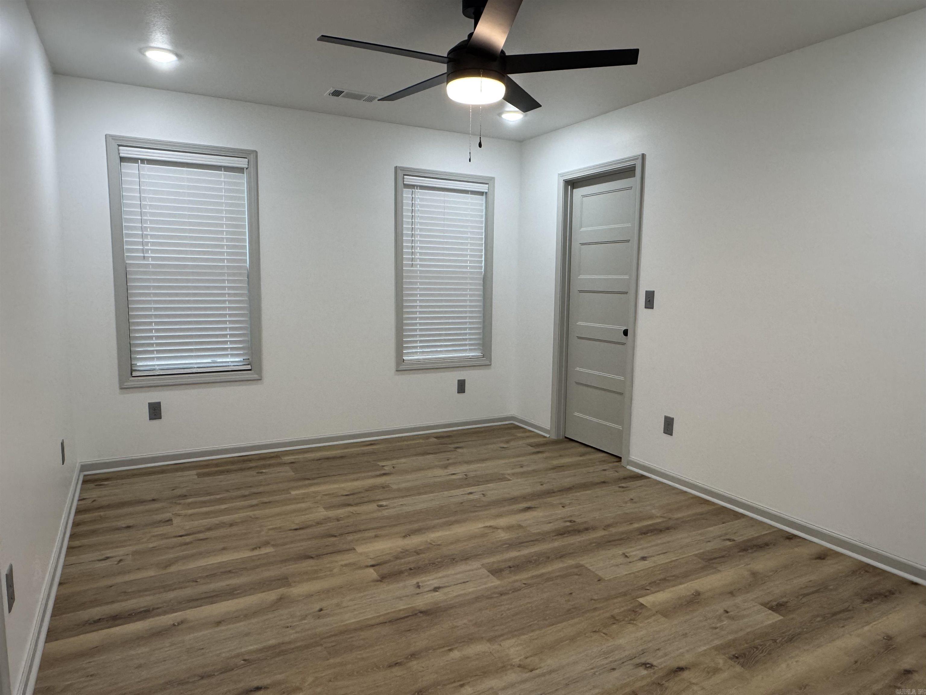 HILLVIEW ACRES - Residential