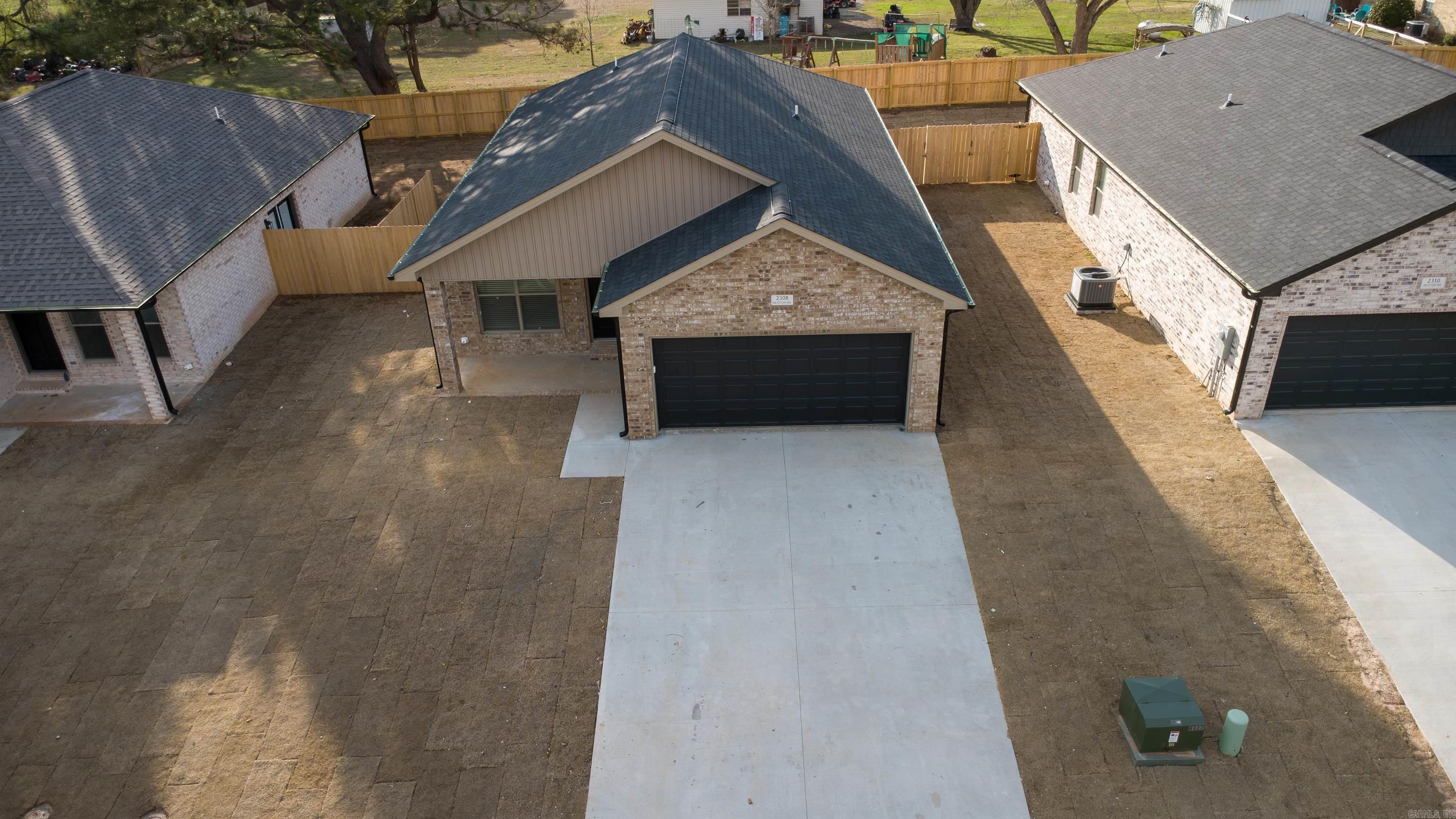 HILLVIEW ACRES - Residential