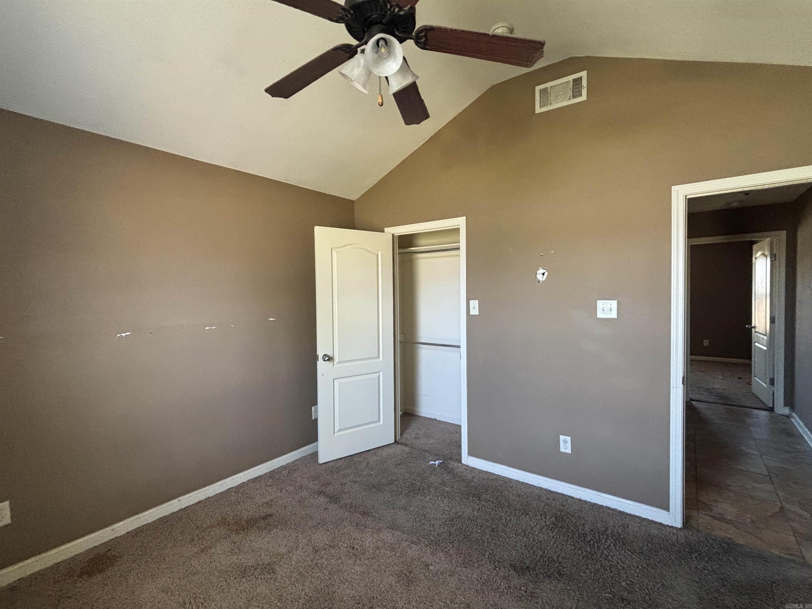 JAXON TERRACE - Residential