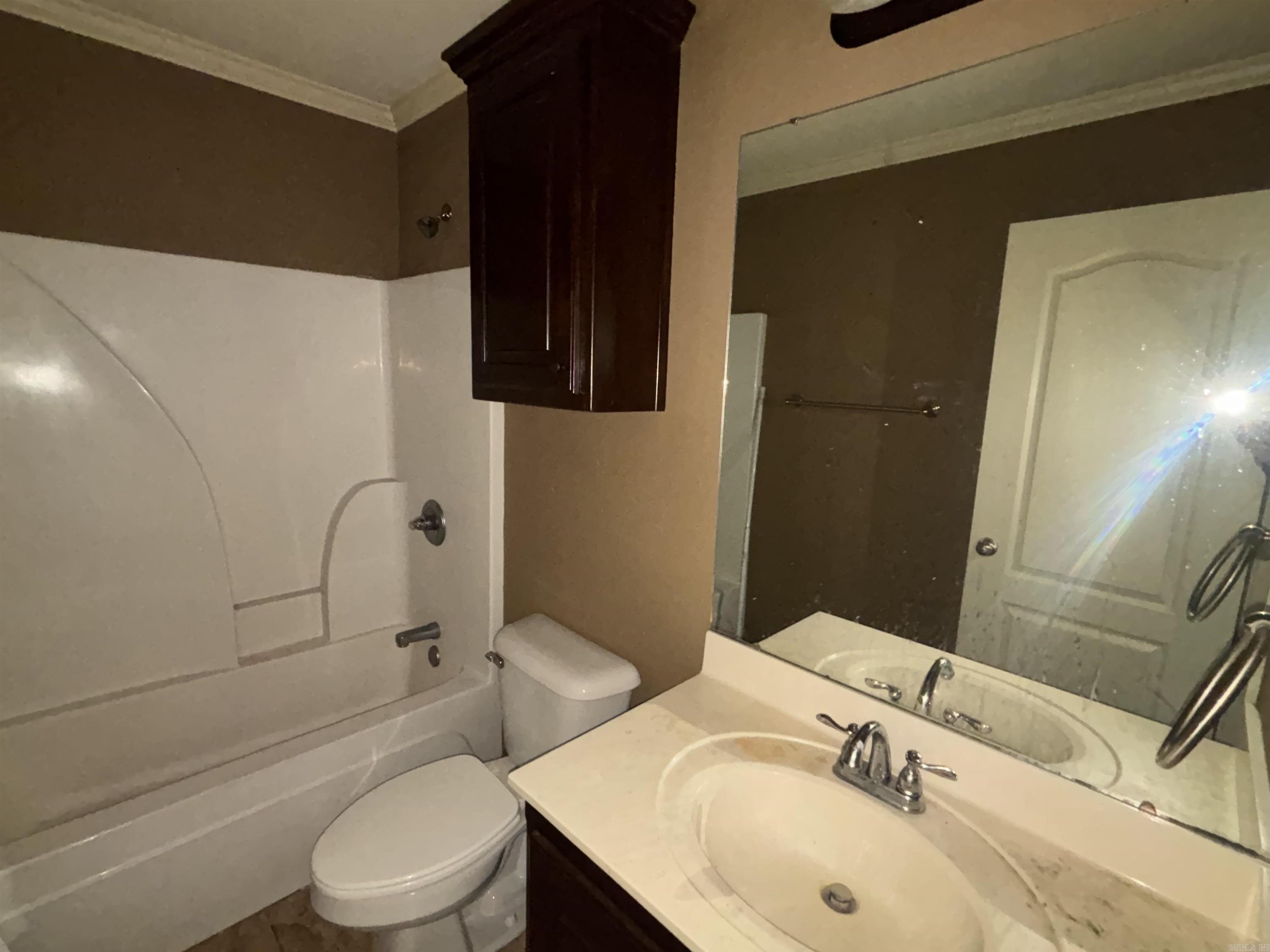 JAXON TERRACE - Residential