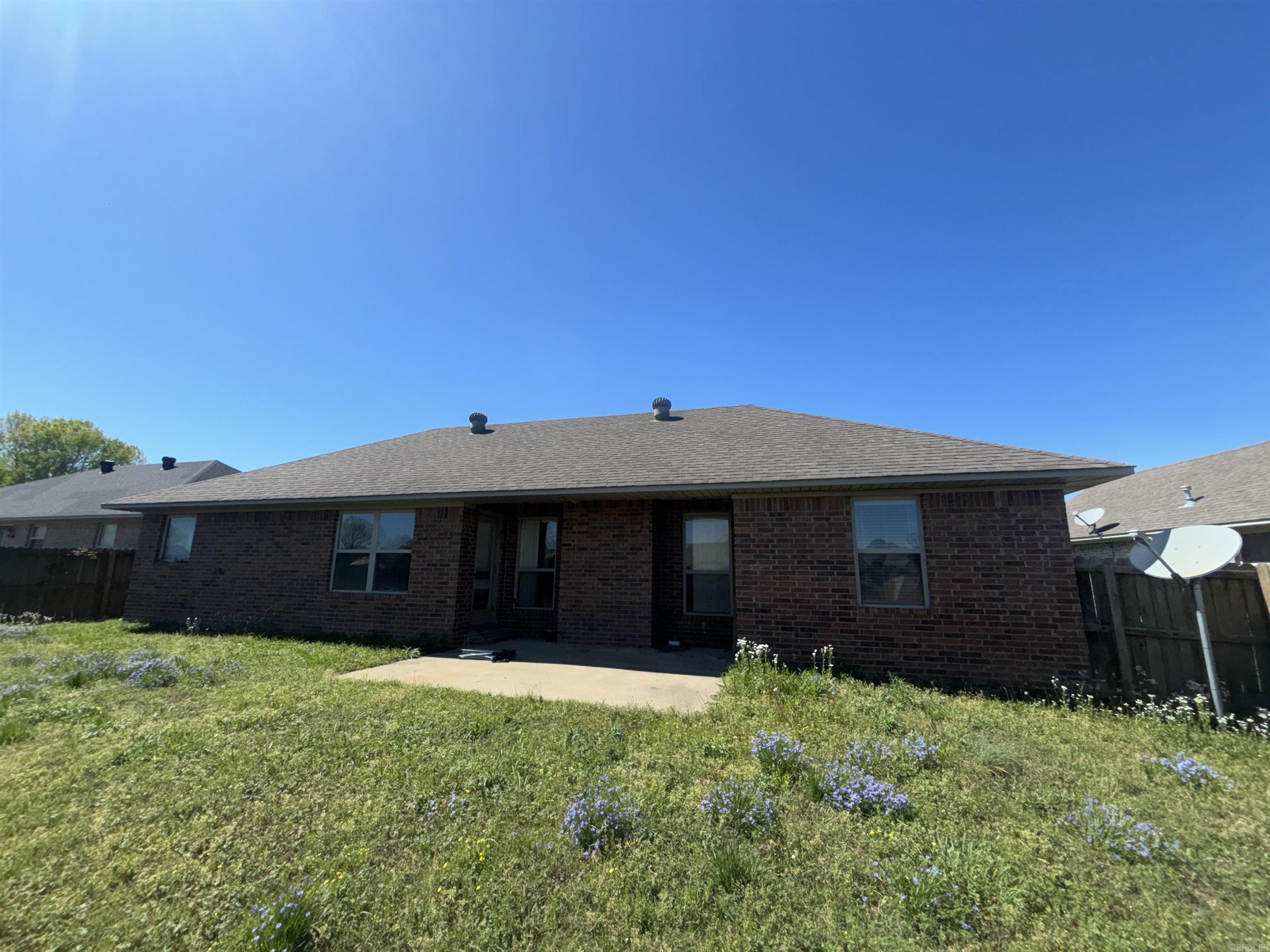 JAXON TERRACE - Residential