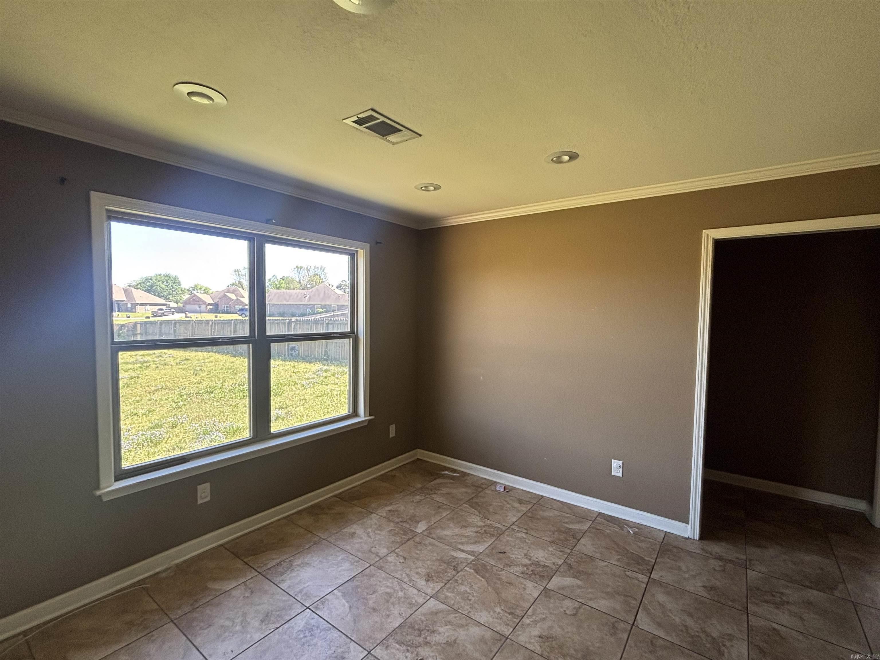 JAXON TERRACE - Residential