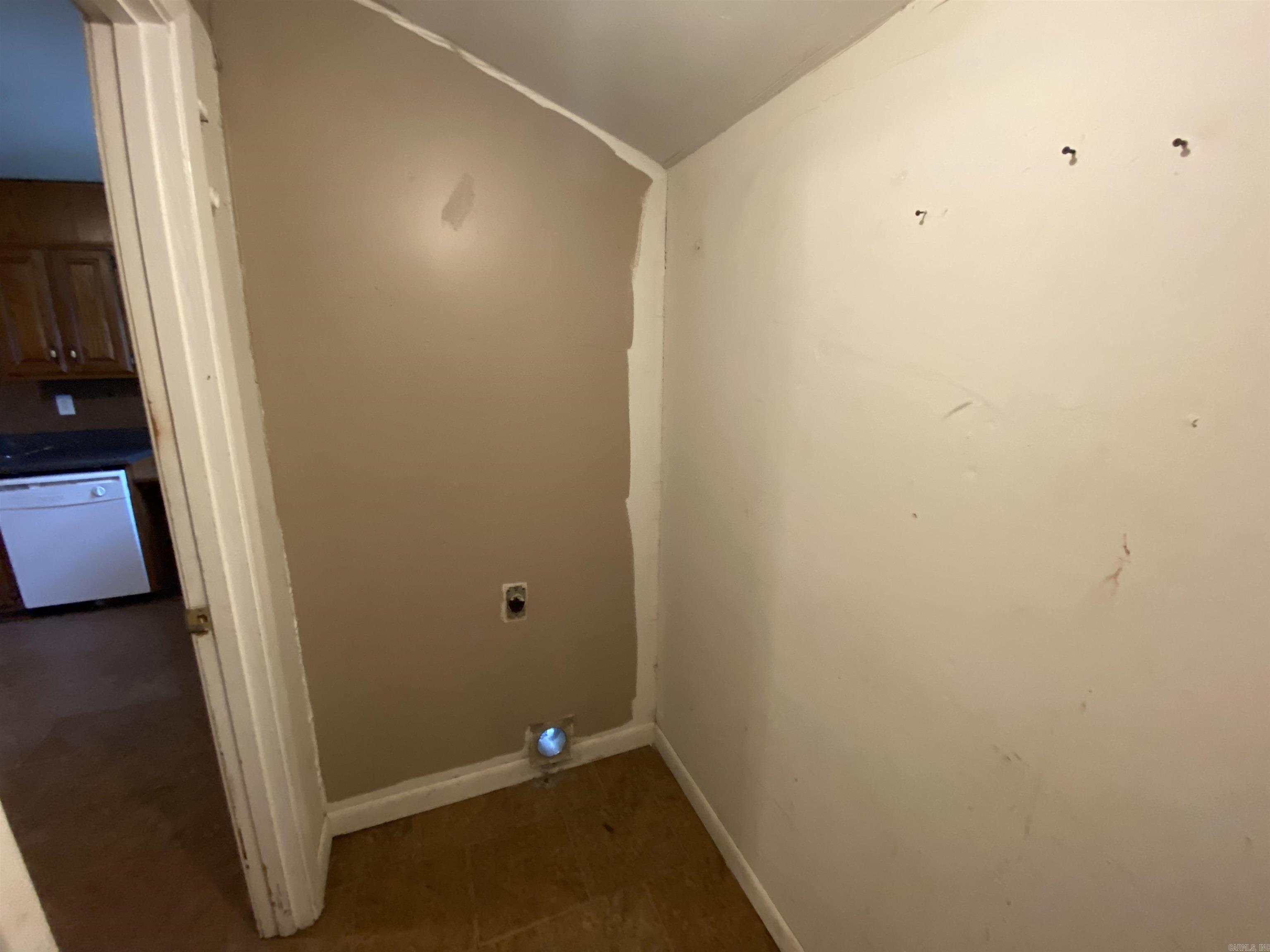 Sims 1st - Residential