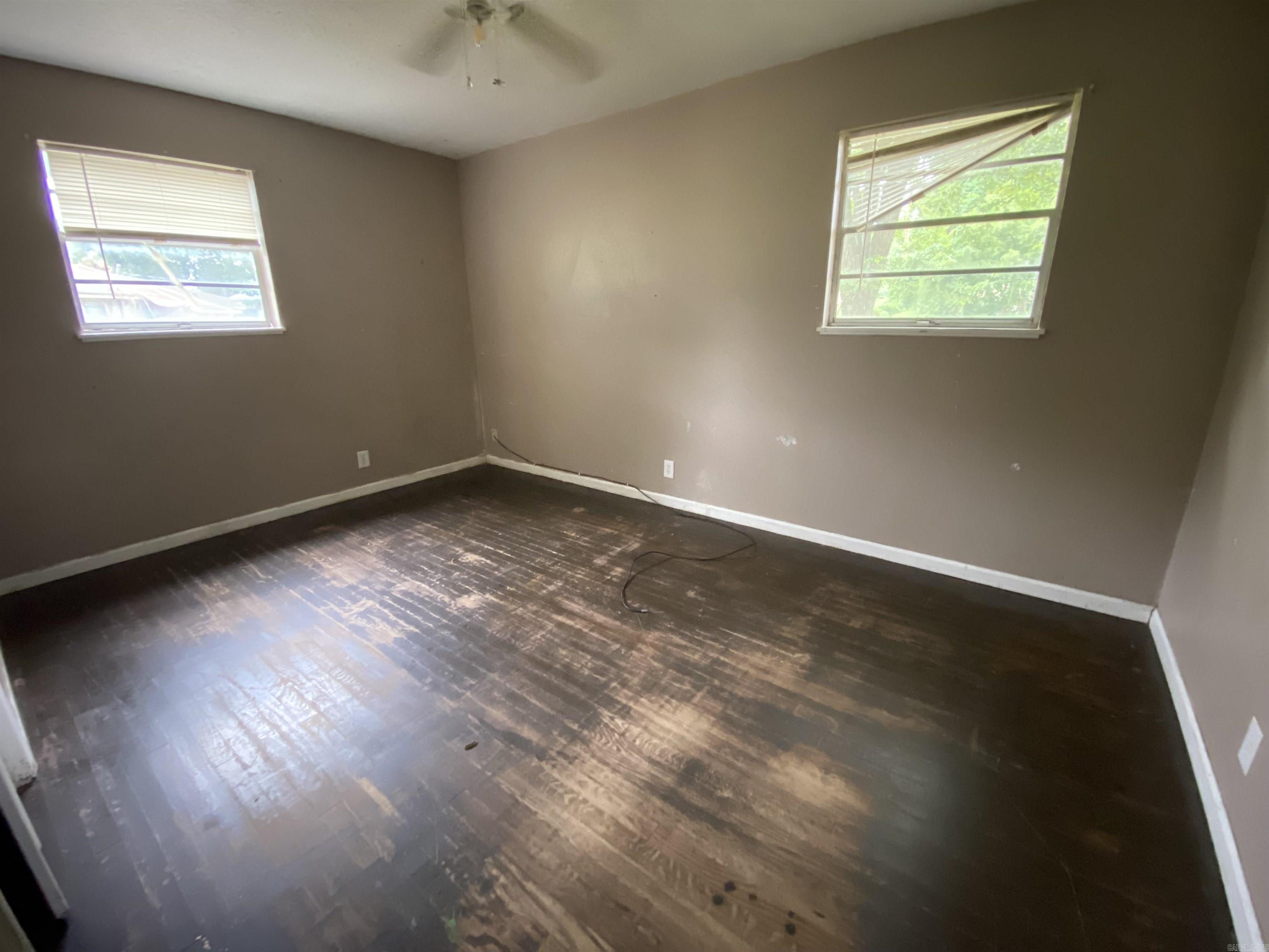 Sims 1st - Residential