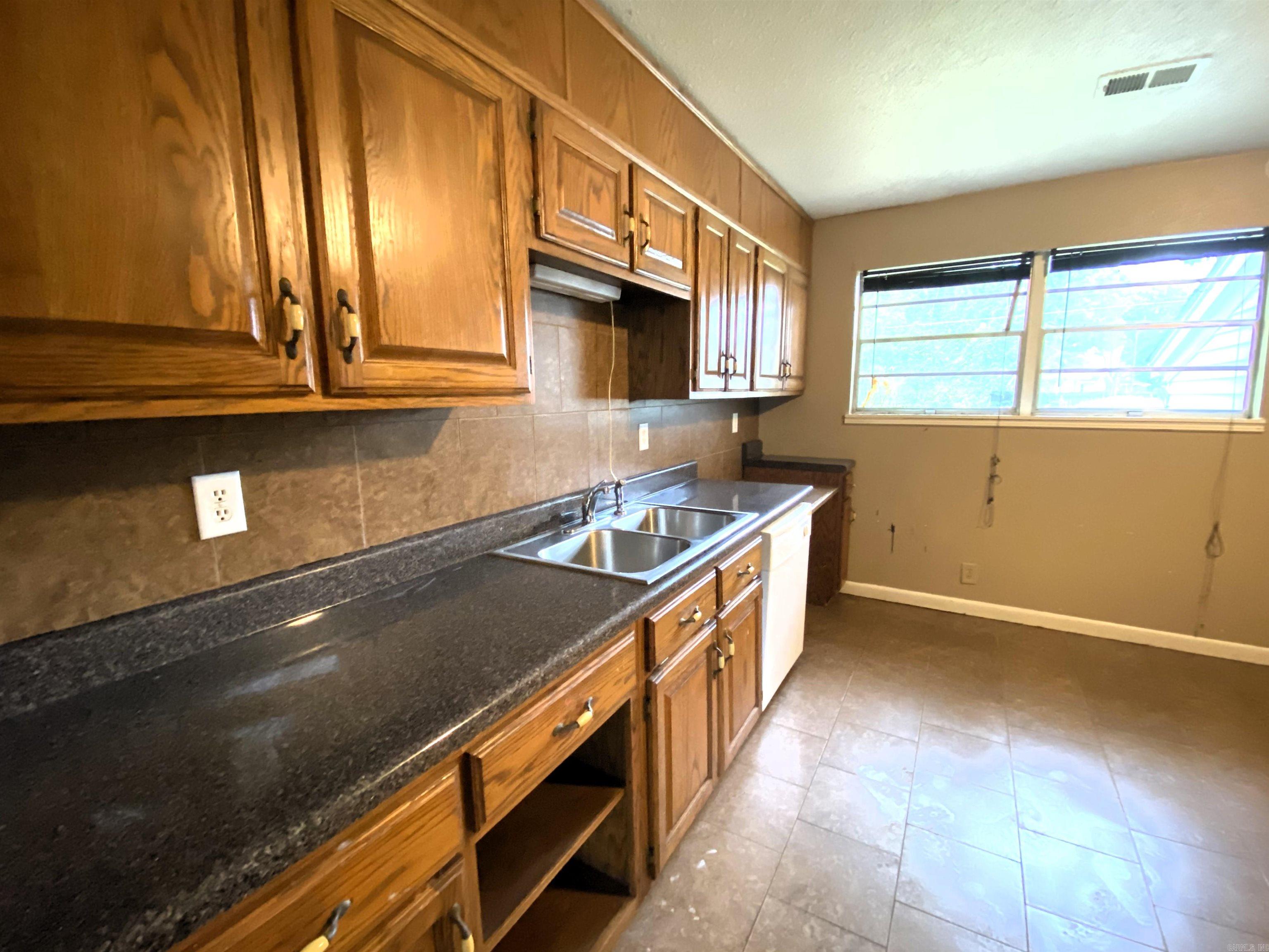 Sims 1st - Residential