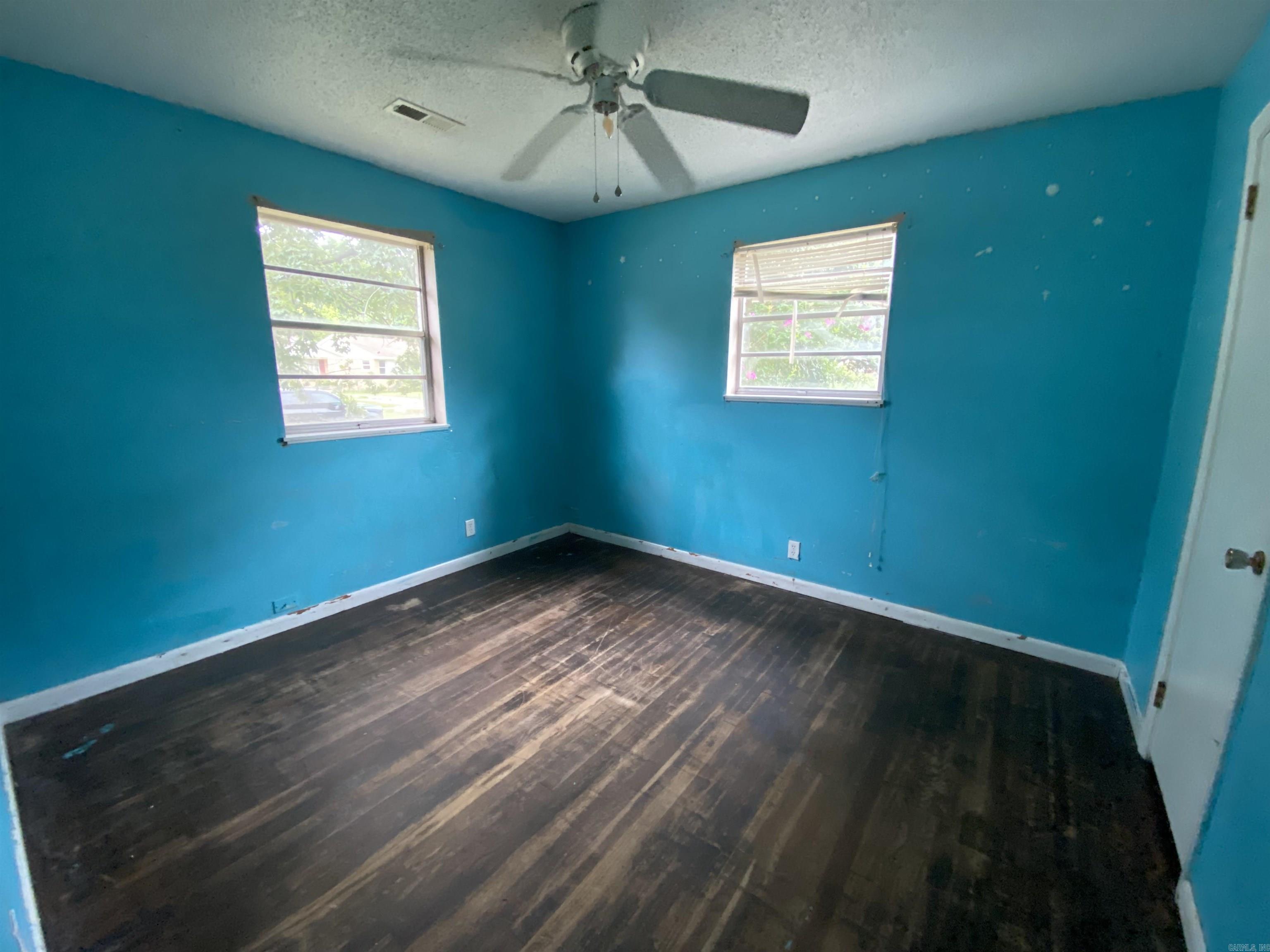 Sims 1st - Residential