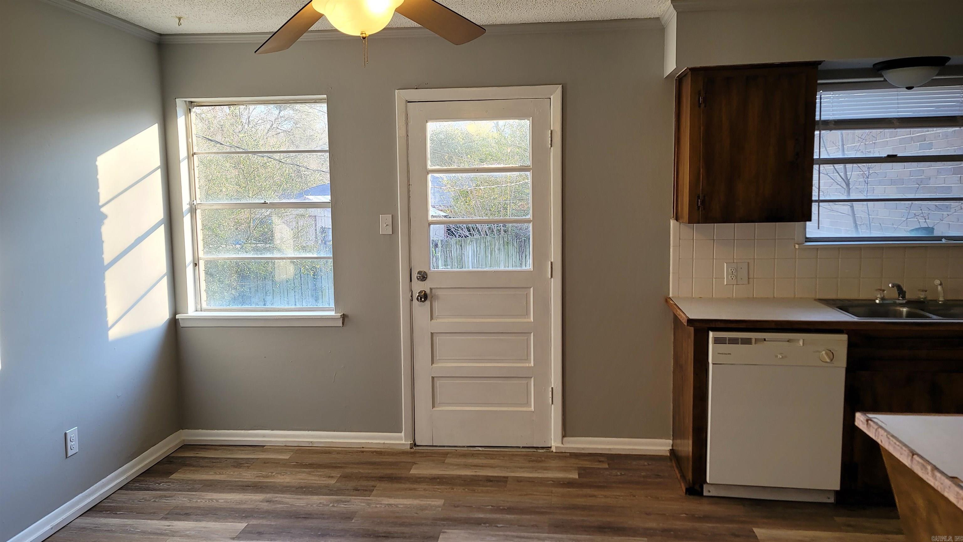 East View - Residential Lease