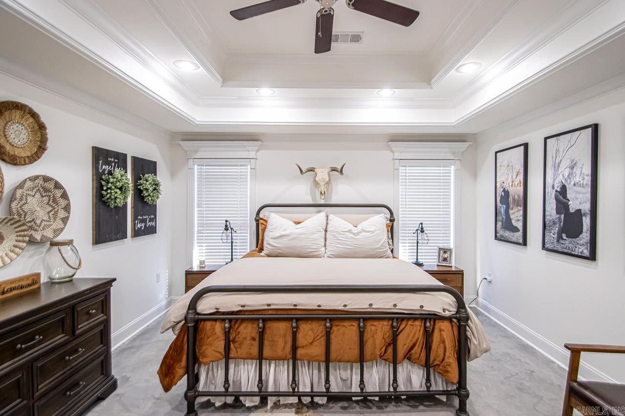 COUNTRY CLUB OF ARK THE - Residential