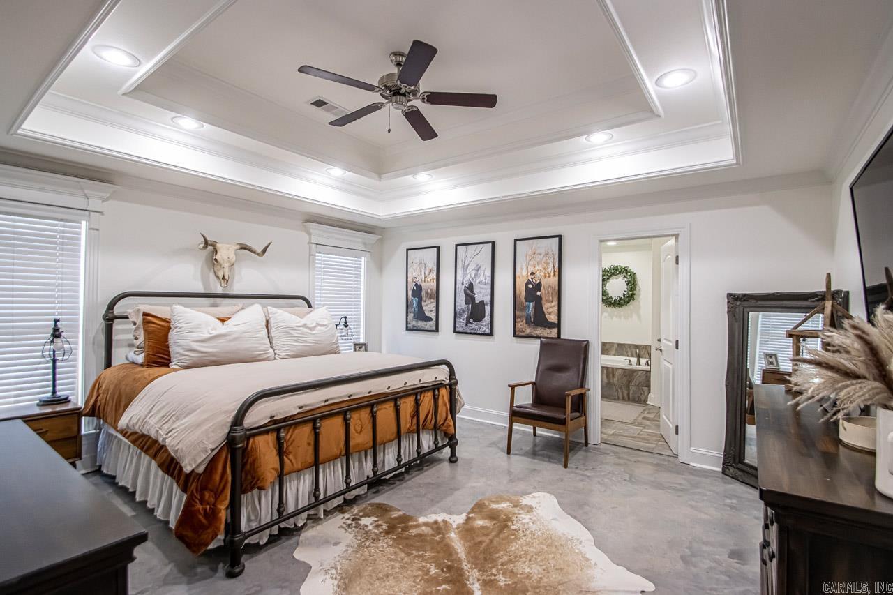 COUNTRY CLUB OF ARK THE - Residential