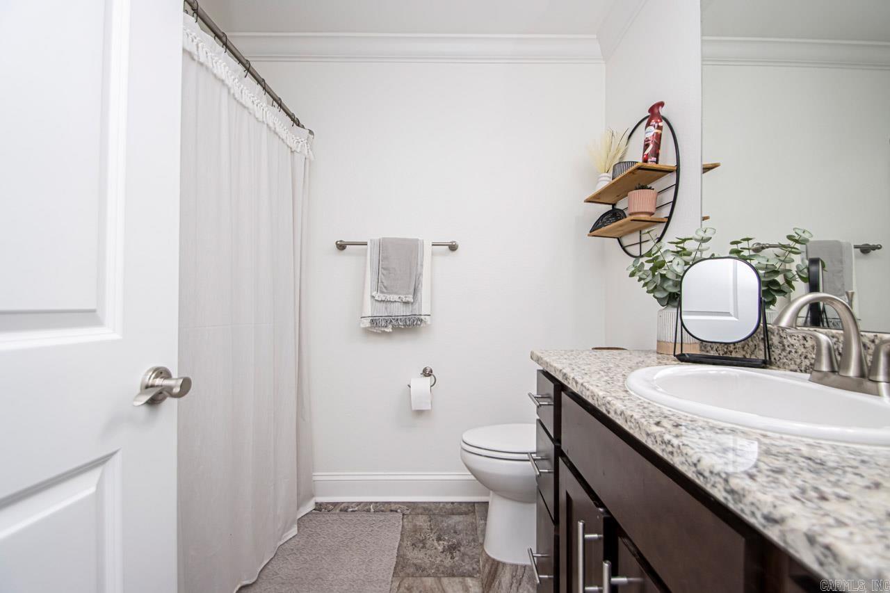 COUNTRY CLUB OF ARK THE - Residential