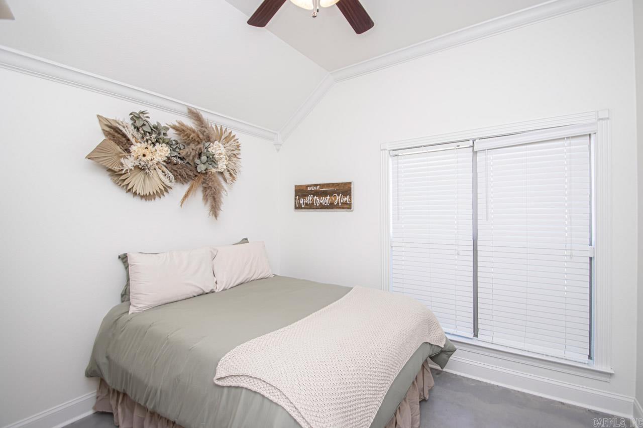 COUNTRY CLUB OF ARK THE - Residential