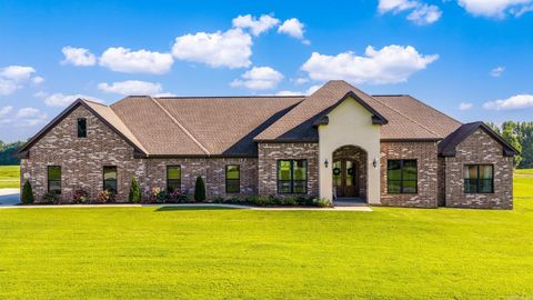 Photo of 40 Lowell Ln, Greenbrier, AR 72058 (MLS # 26026783)