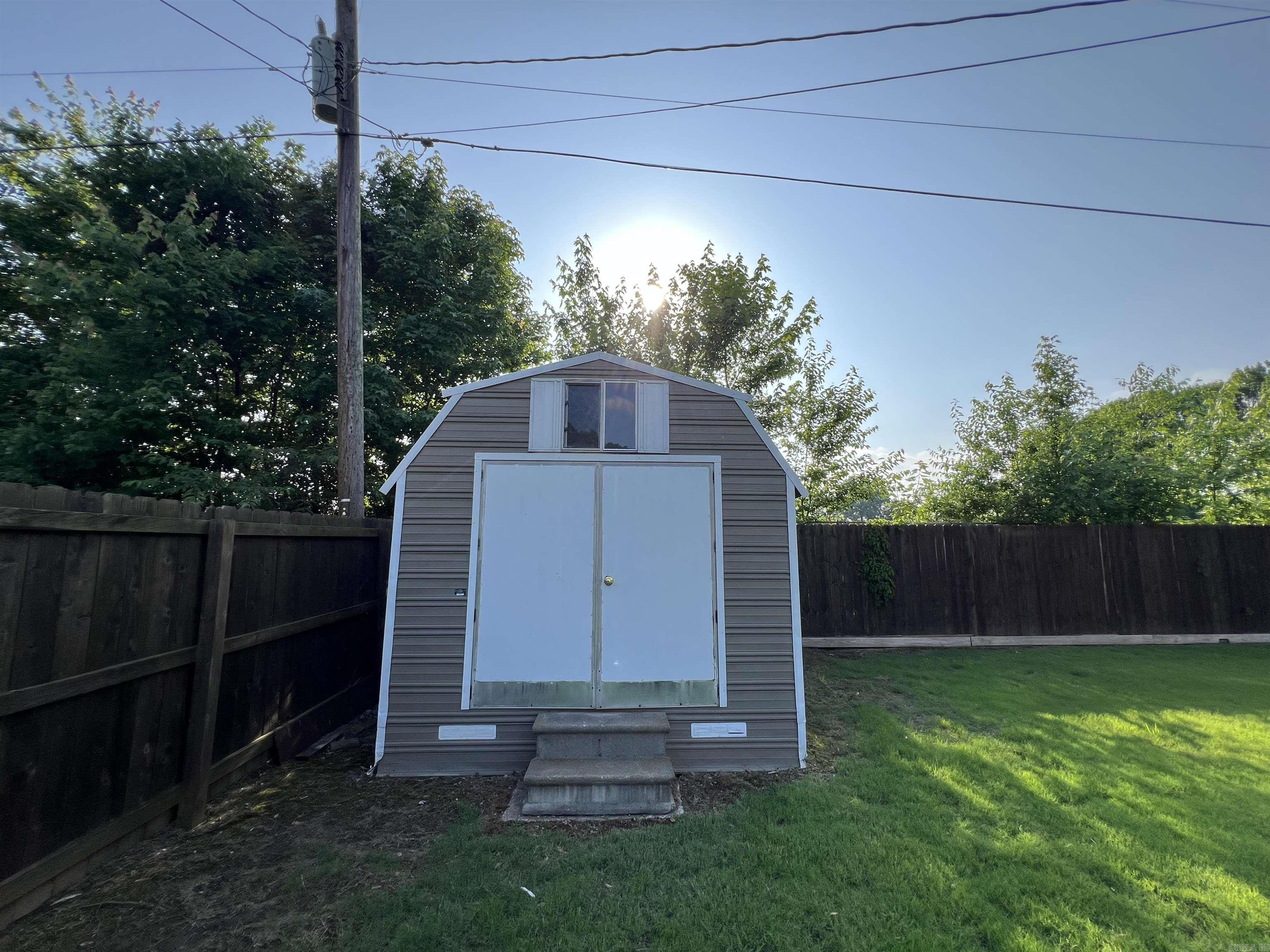 WEST GATE - Residential