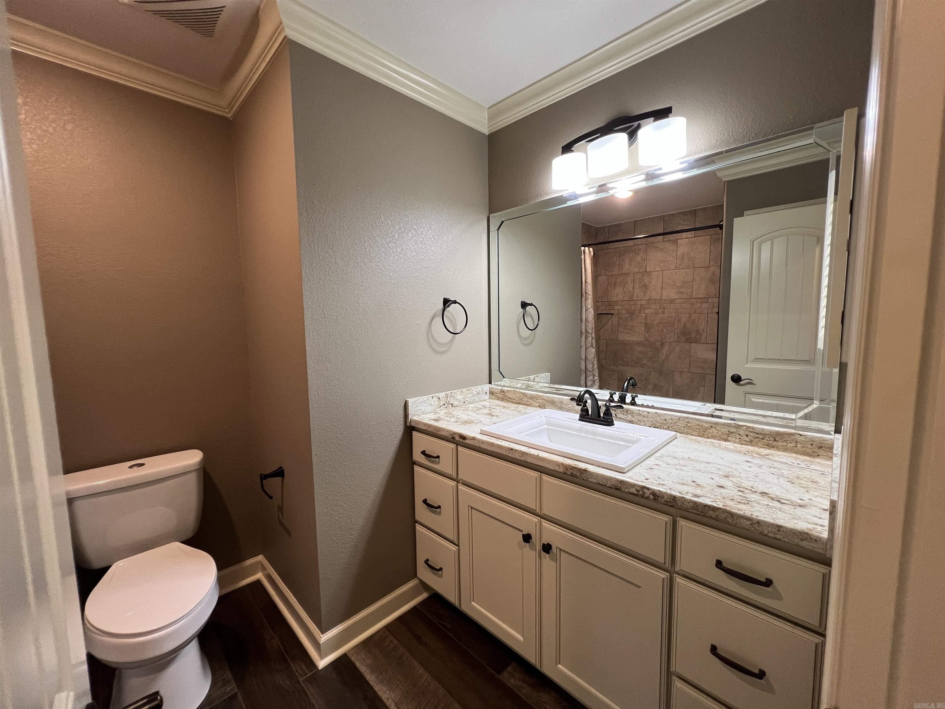 WEST GATE - Residential