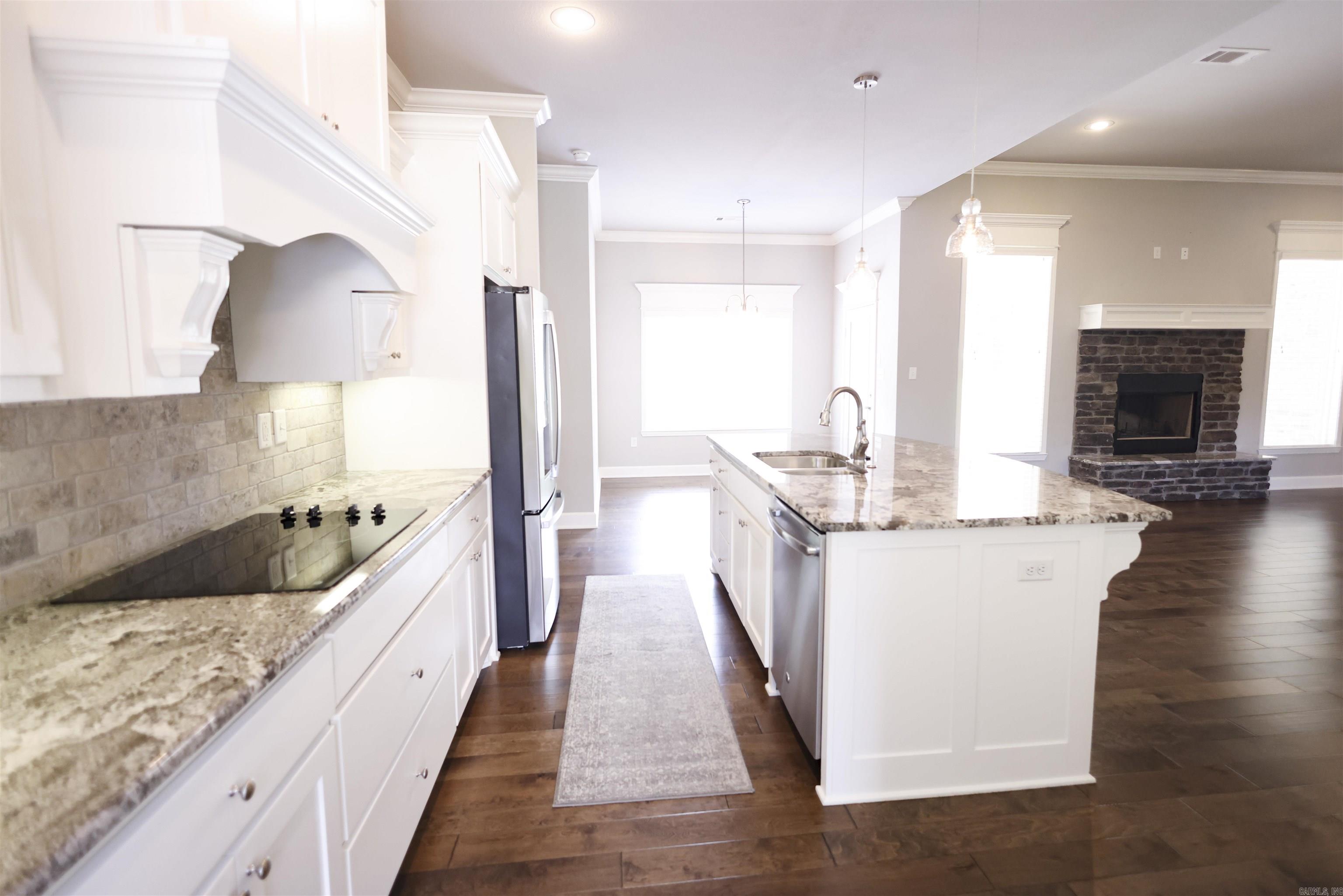 SPRINGDALE ESTATES - Residential