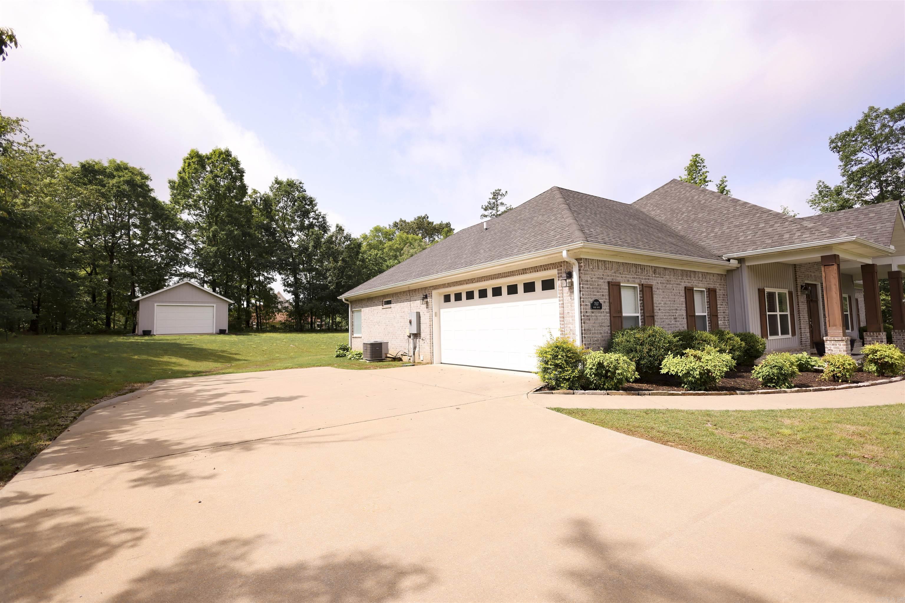 SPRINGDALE ESTATES - Residential