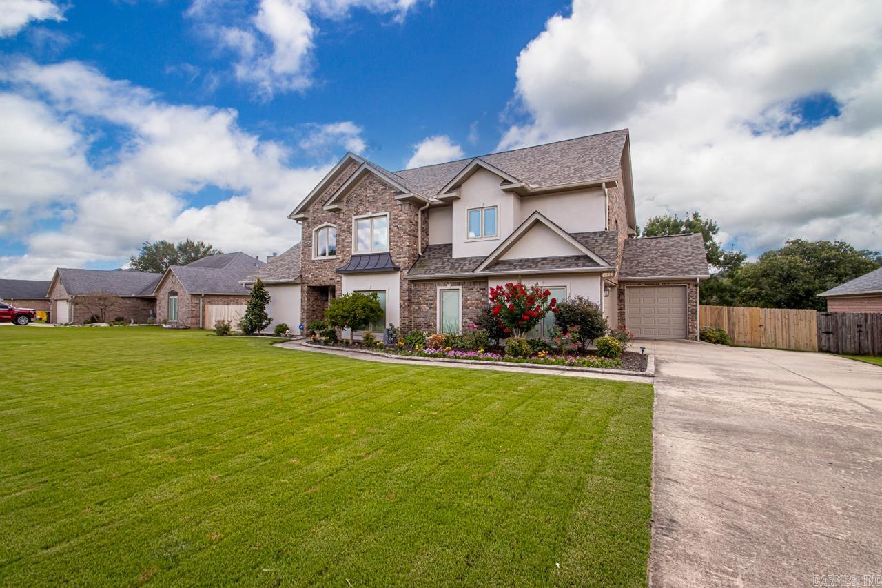 WALNUT POINTE NORTHLAKE SUBDIVIS - Residential