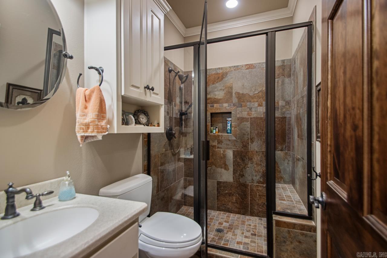 WALNUT POINTE NORTHLAKE SUBDIVIS - Residential