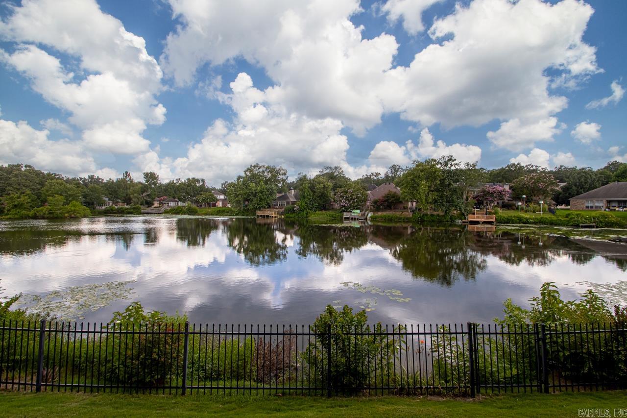 WALNUT POINTE NORTHLAKE SUBDIVIS - Residential